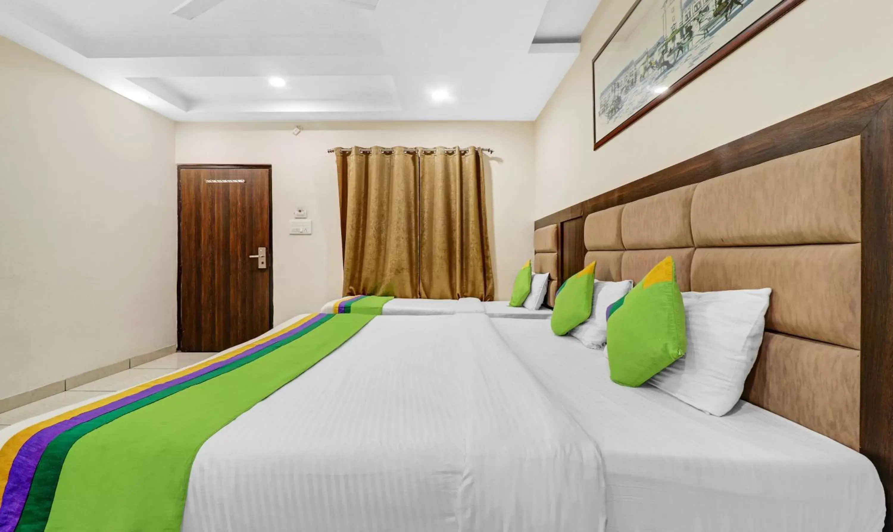 Standard Double Room in Itsy Hotels K K Residency Staywell Standard Double Room in Itsy Hotels K K Residency Staywell