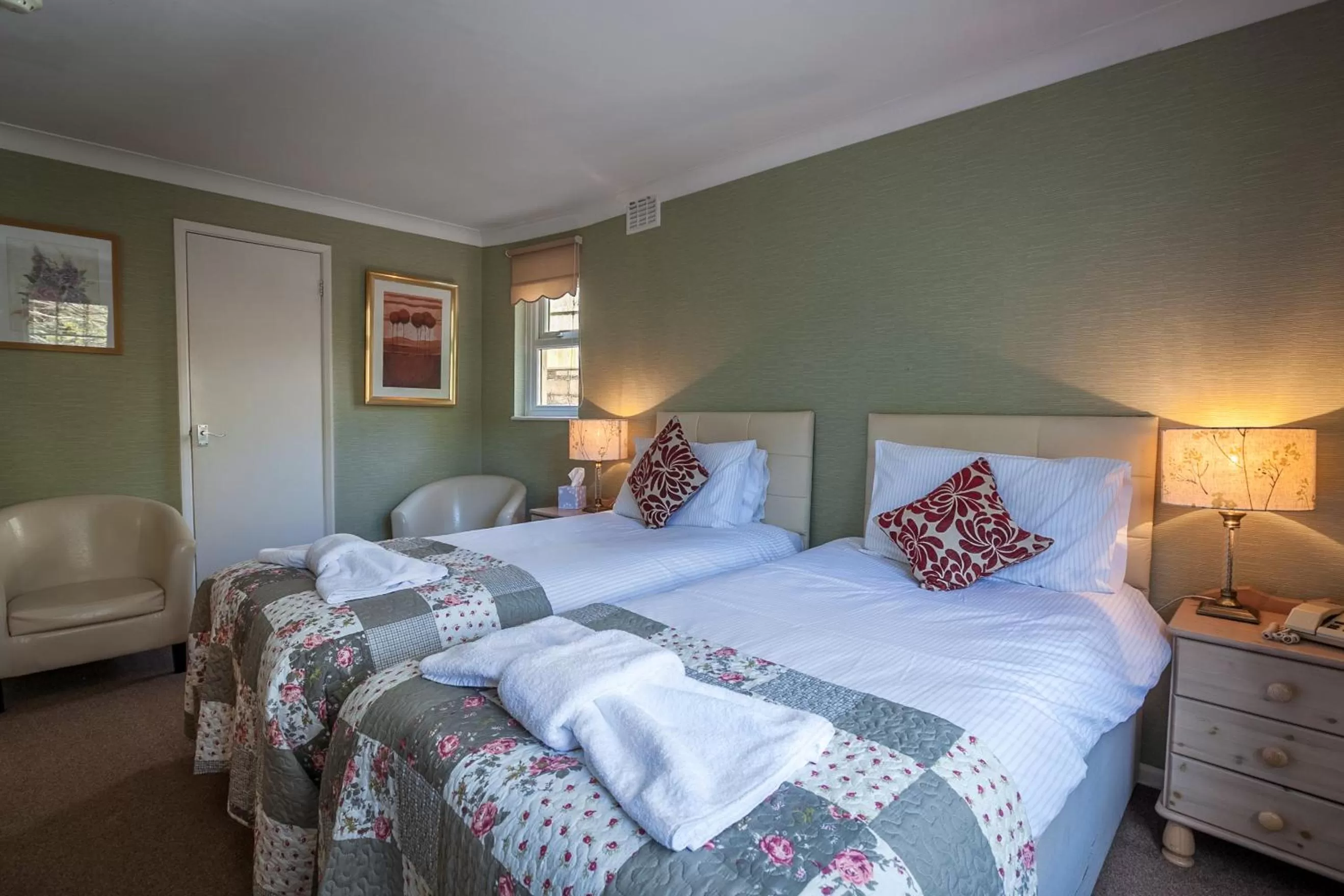 Bed in The Hotel Balmoral - Just for Adults