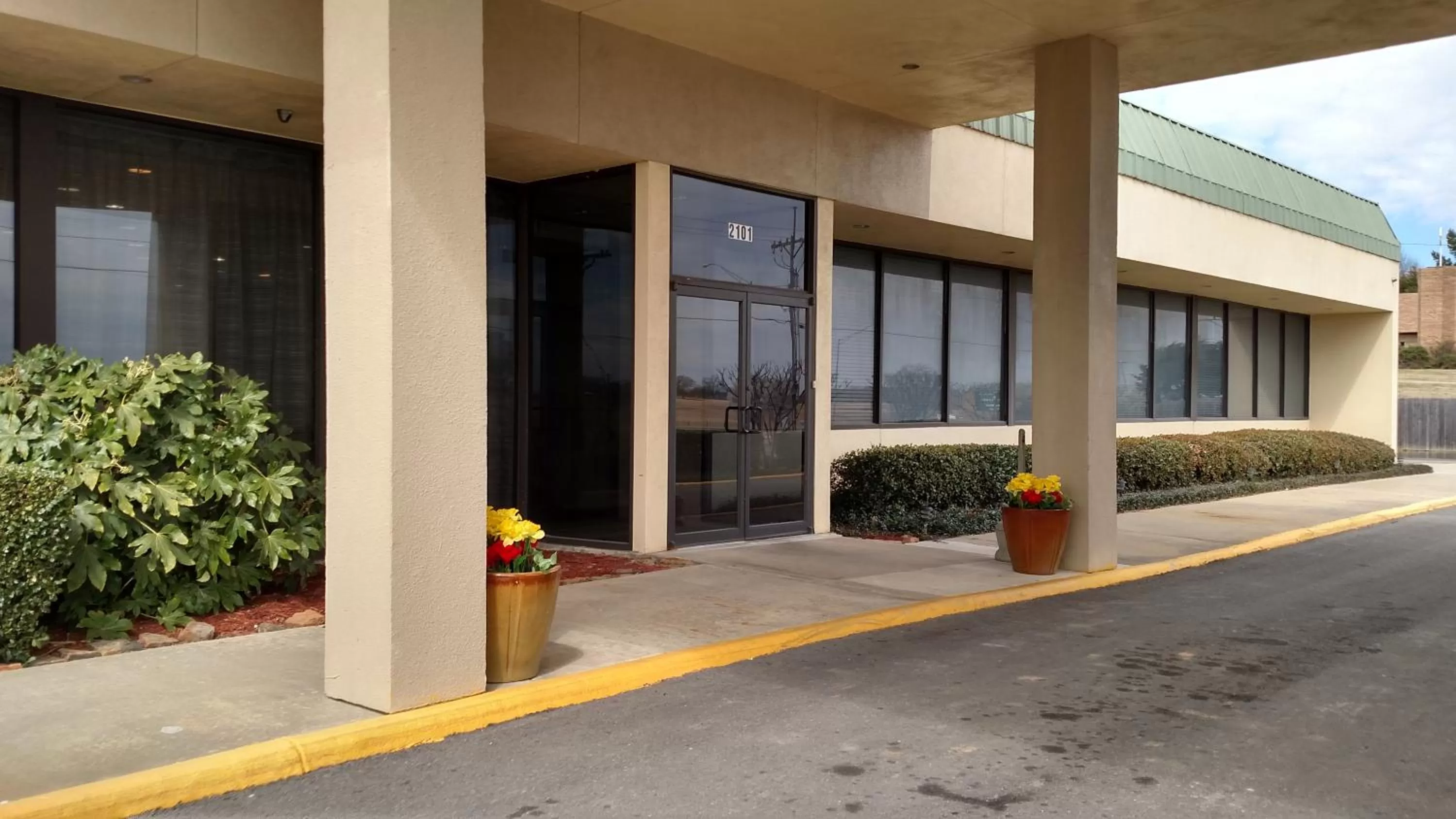 Property building in Super 8 by Wyndham Atoka