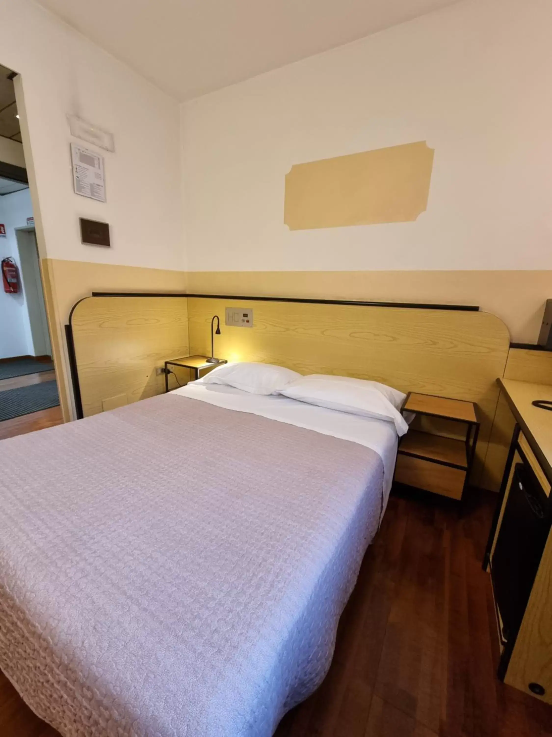 Bed in CityHotel Cristina Vicenza
