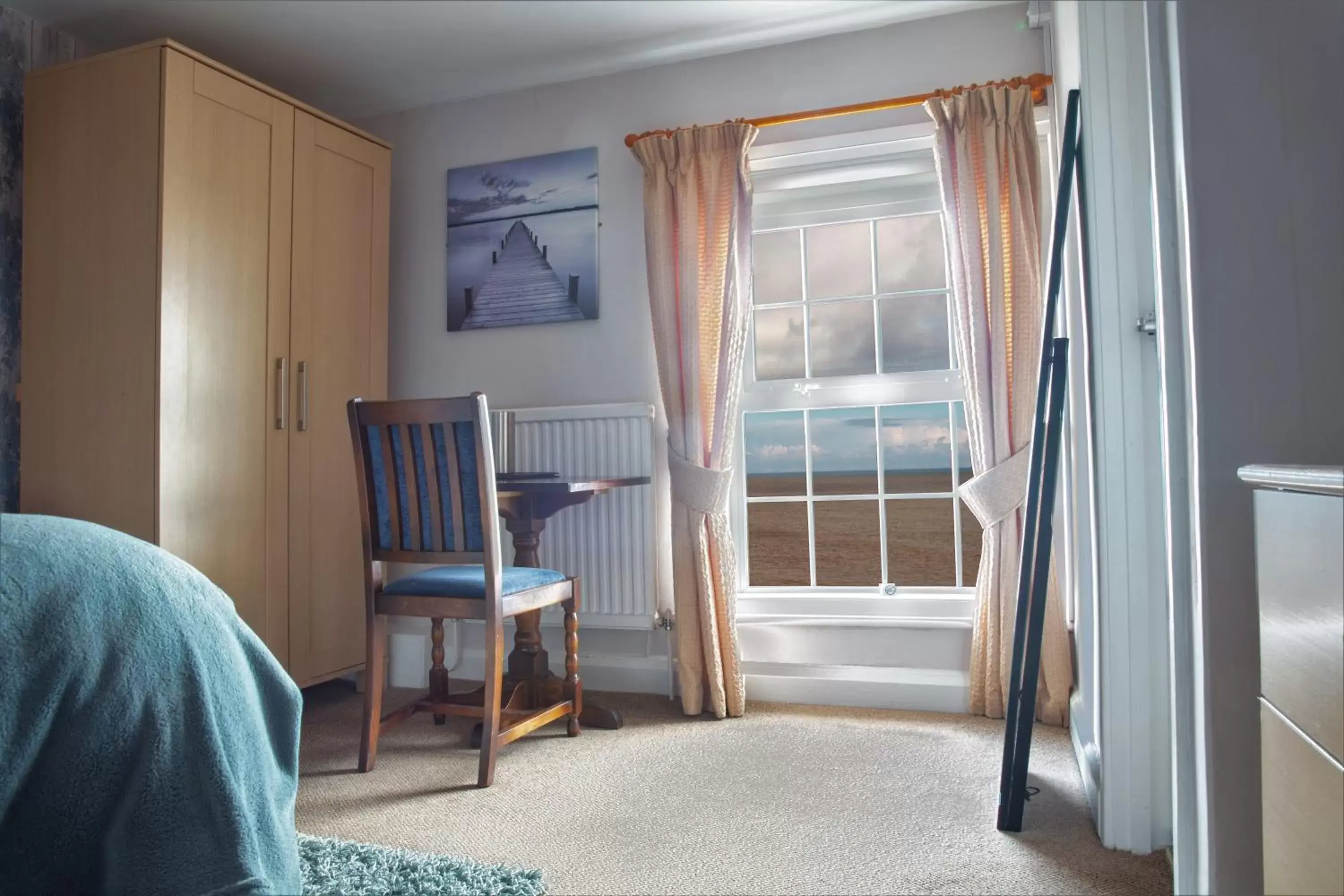 Bed in The Two Lifeboats Bed in The Two Lifeboats