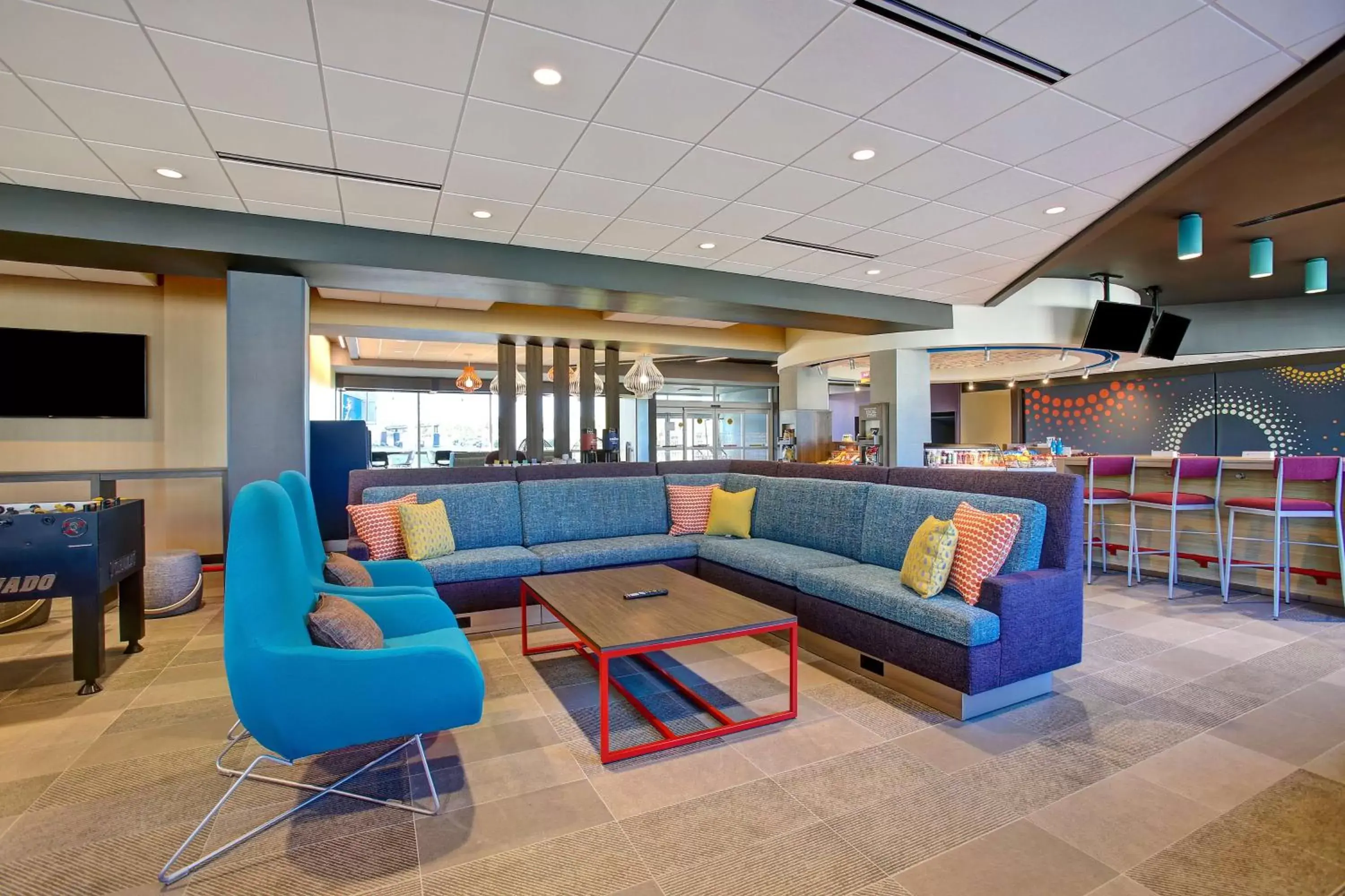 Lobby or reception, Seating Area in Tru By Hilton Monroe, Oh