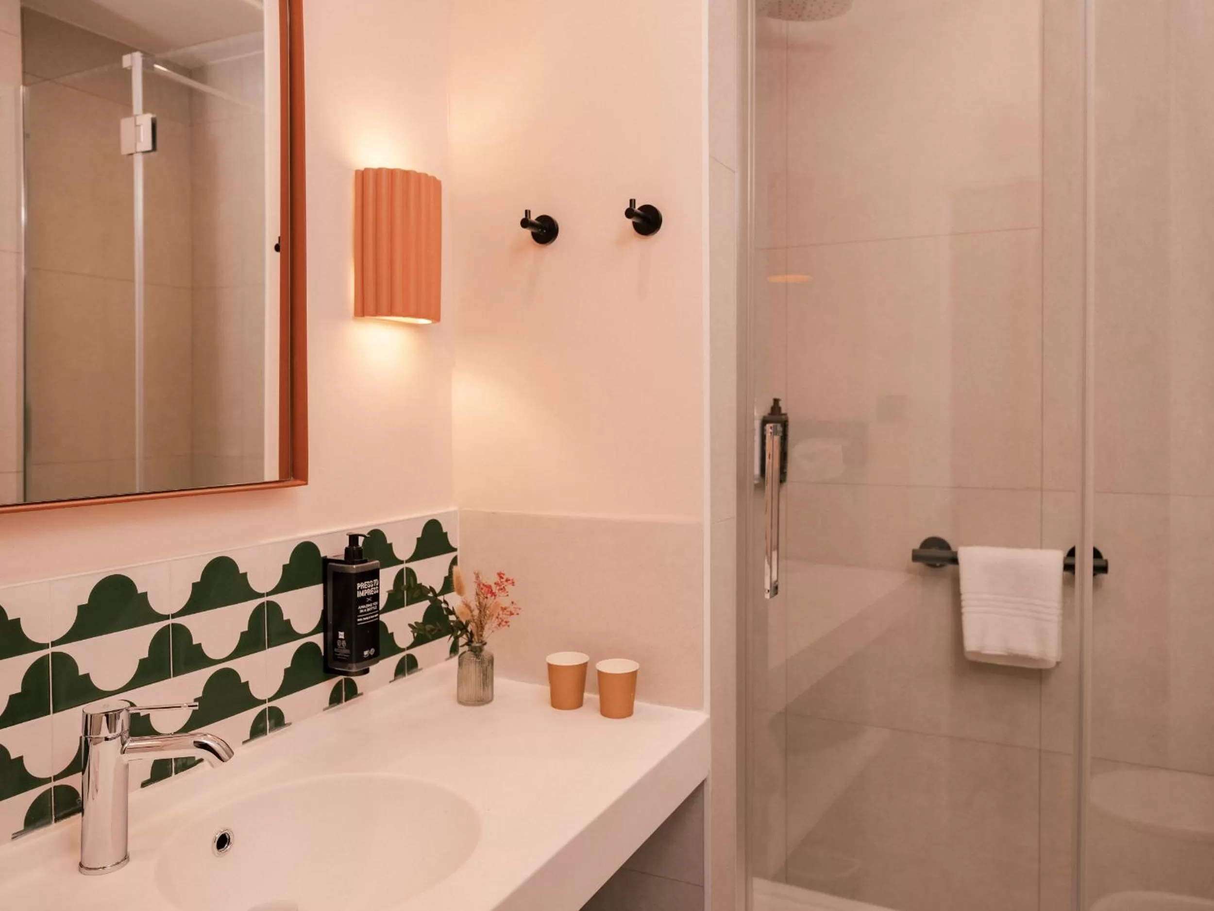 Bathroom in Ibis Styles Sevilla City Santa Justa