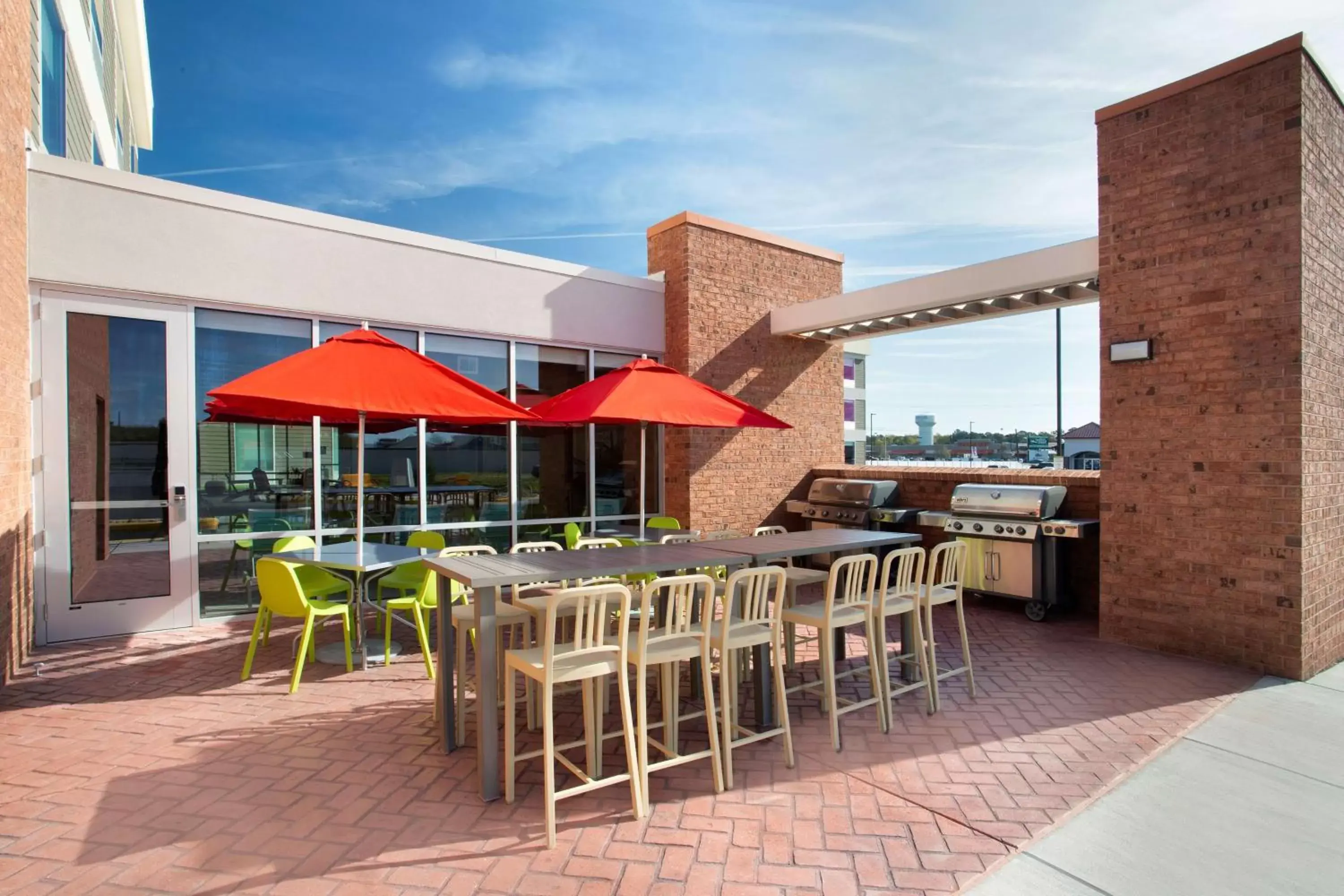 Patio, Restaurant/Places to Eat in Home2 Suites By Hilton Lewes Rehoboth Beach