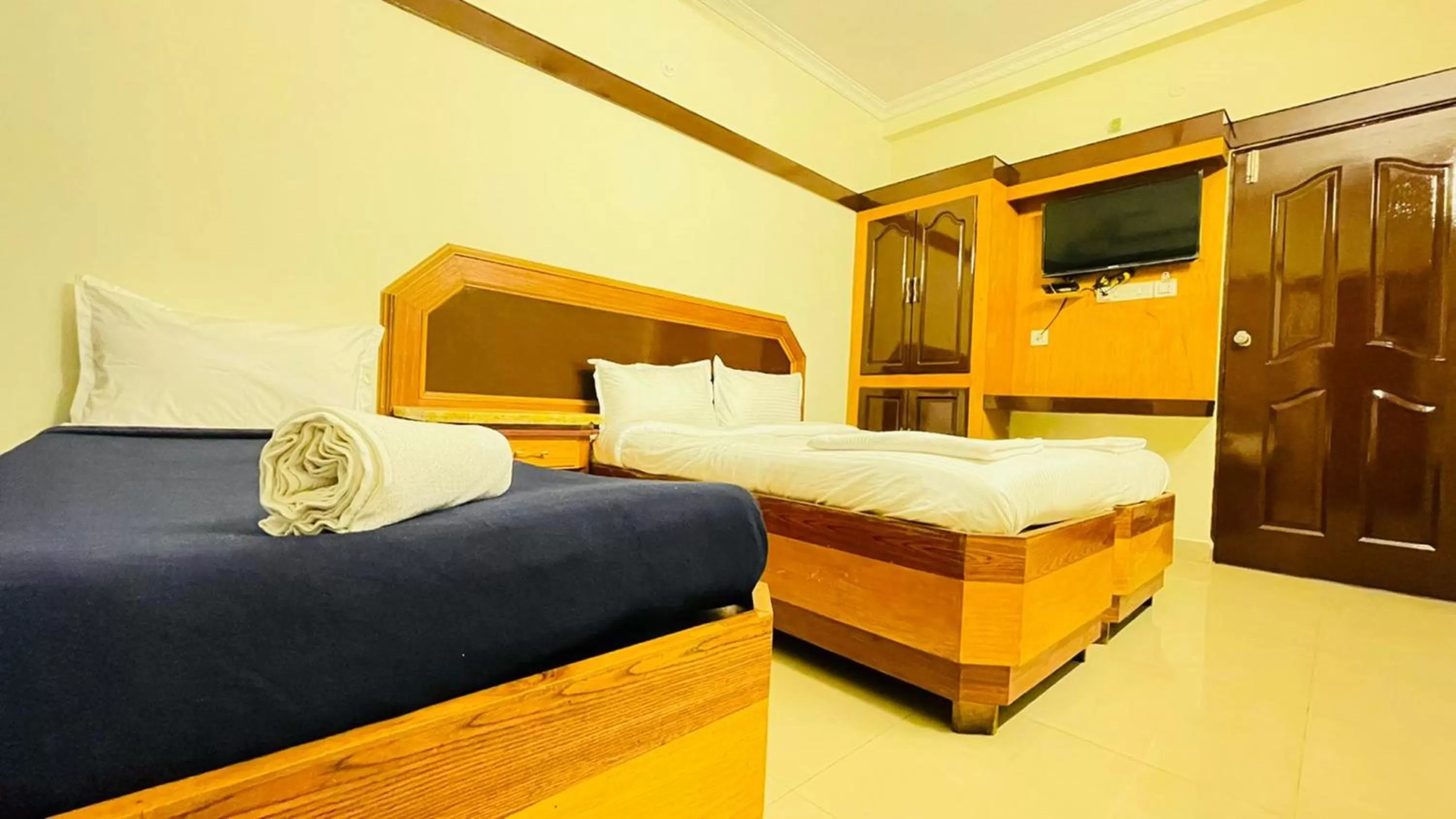 Bed in Half Moon Inn