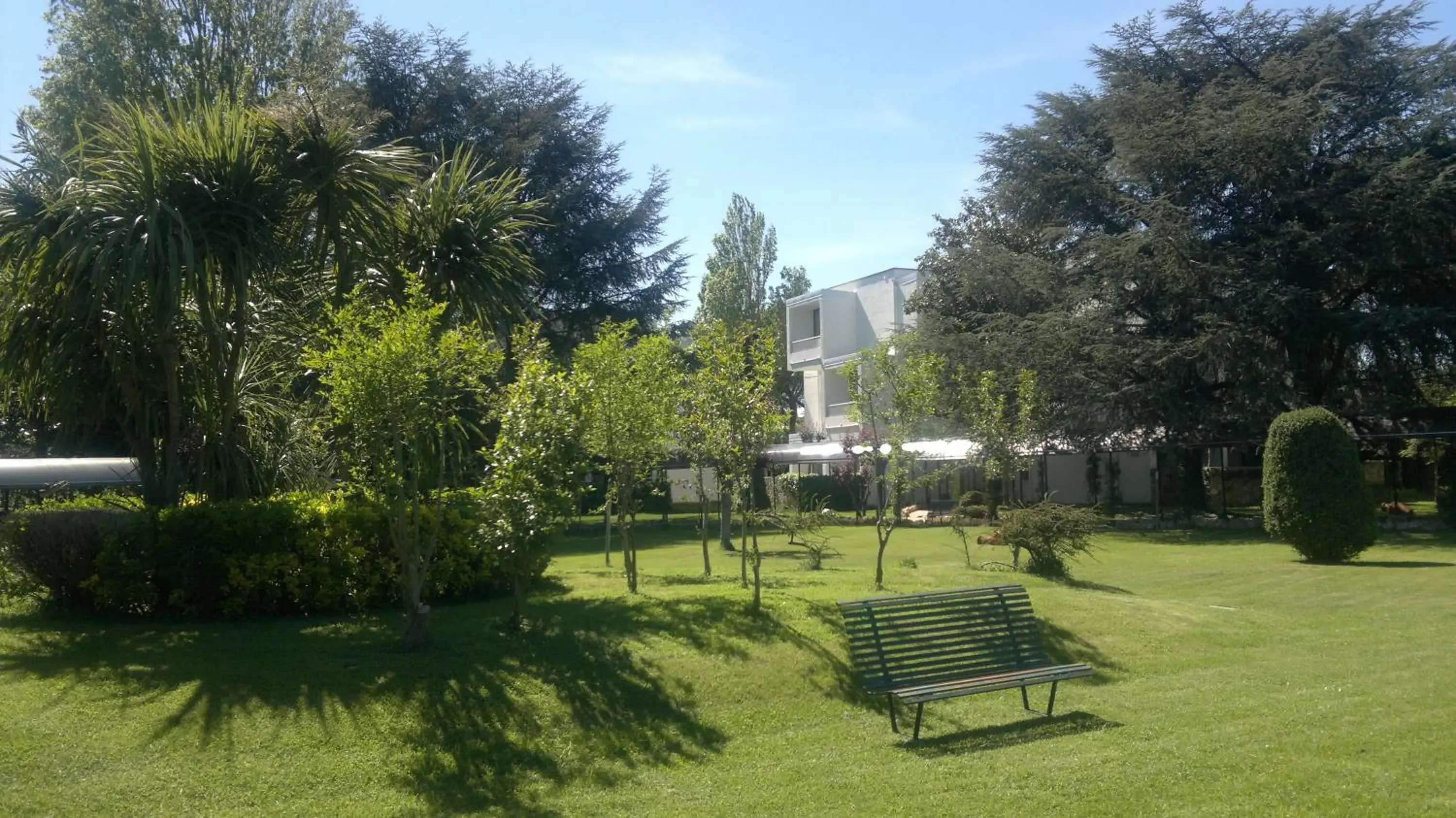 Facade/entrance, Garden in Hotel Sierra Silvana