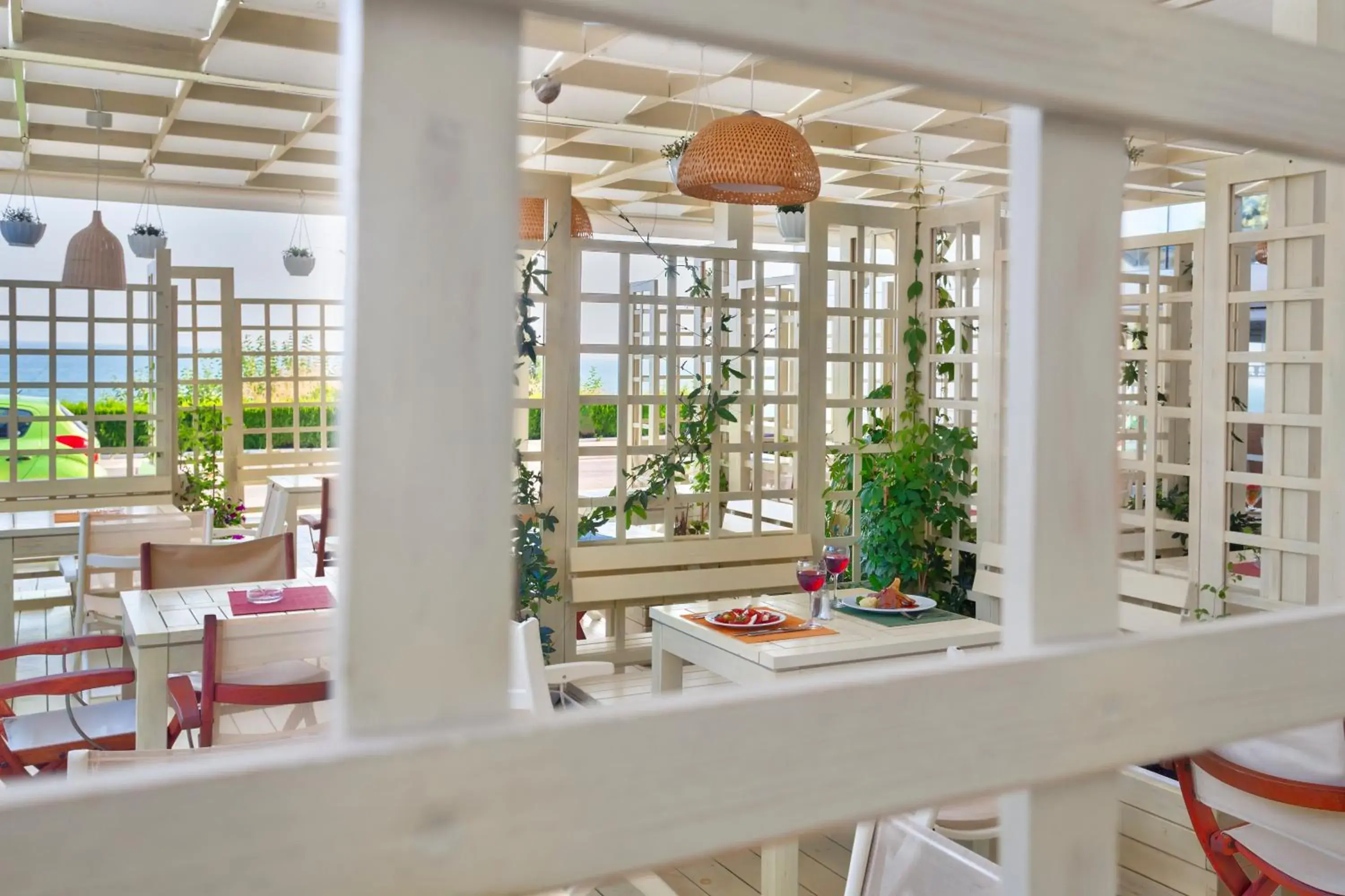 Restaurant/Places to Eat in Sol Marina Palace Hotel