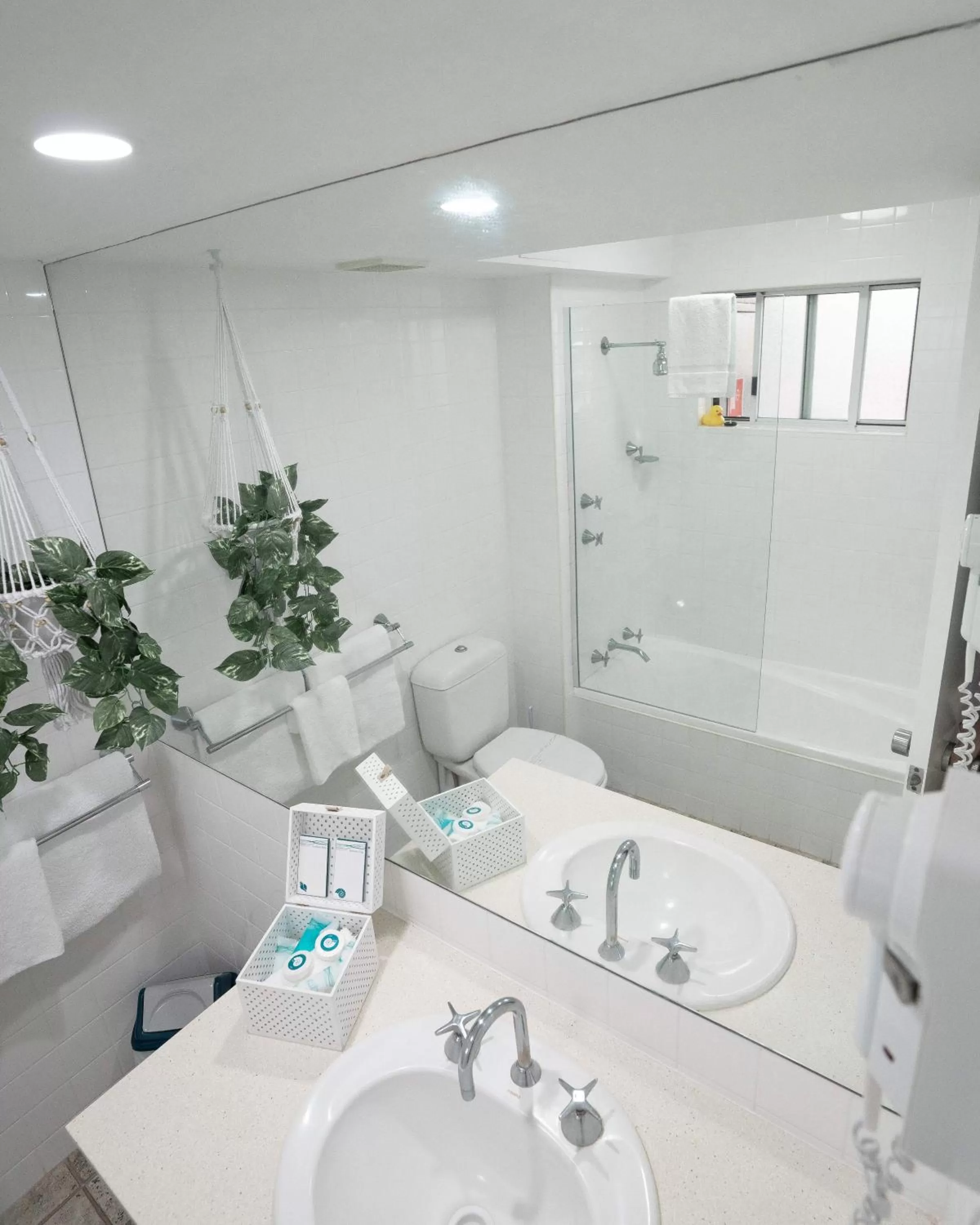 Bathroom in Terrigal Pacific Coastal Retreat