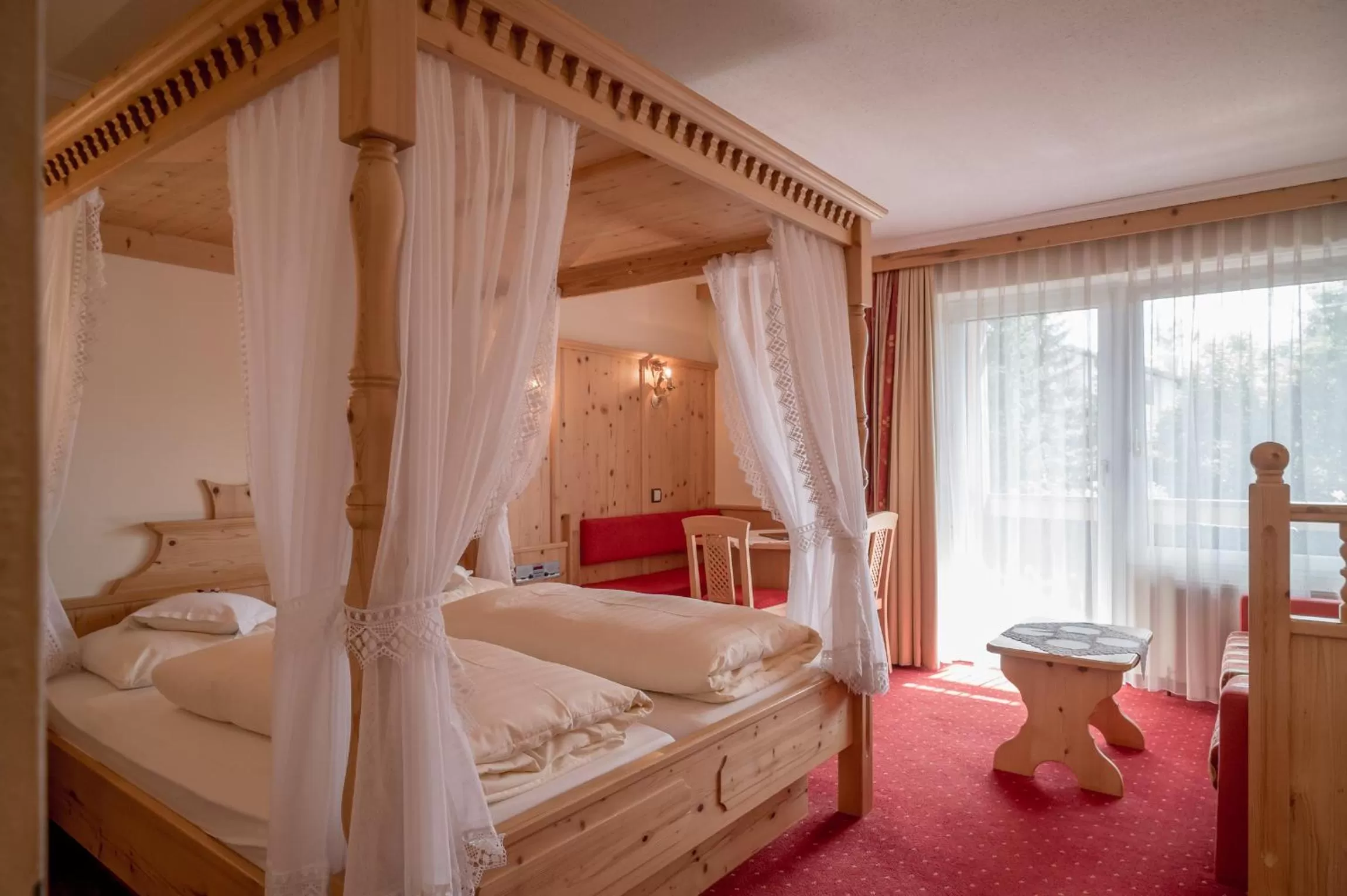 Bedroom, Bed in Hotel Seefelderhof