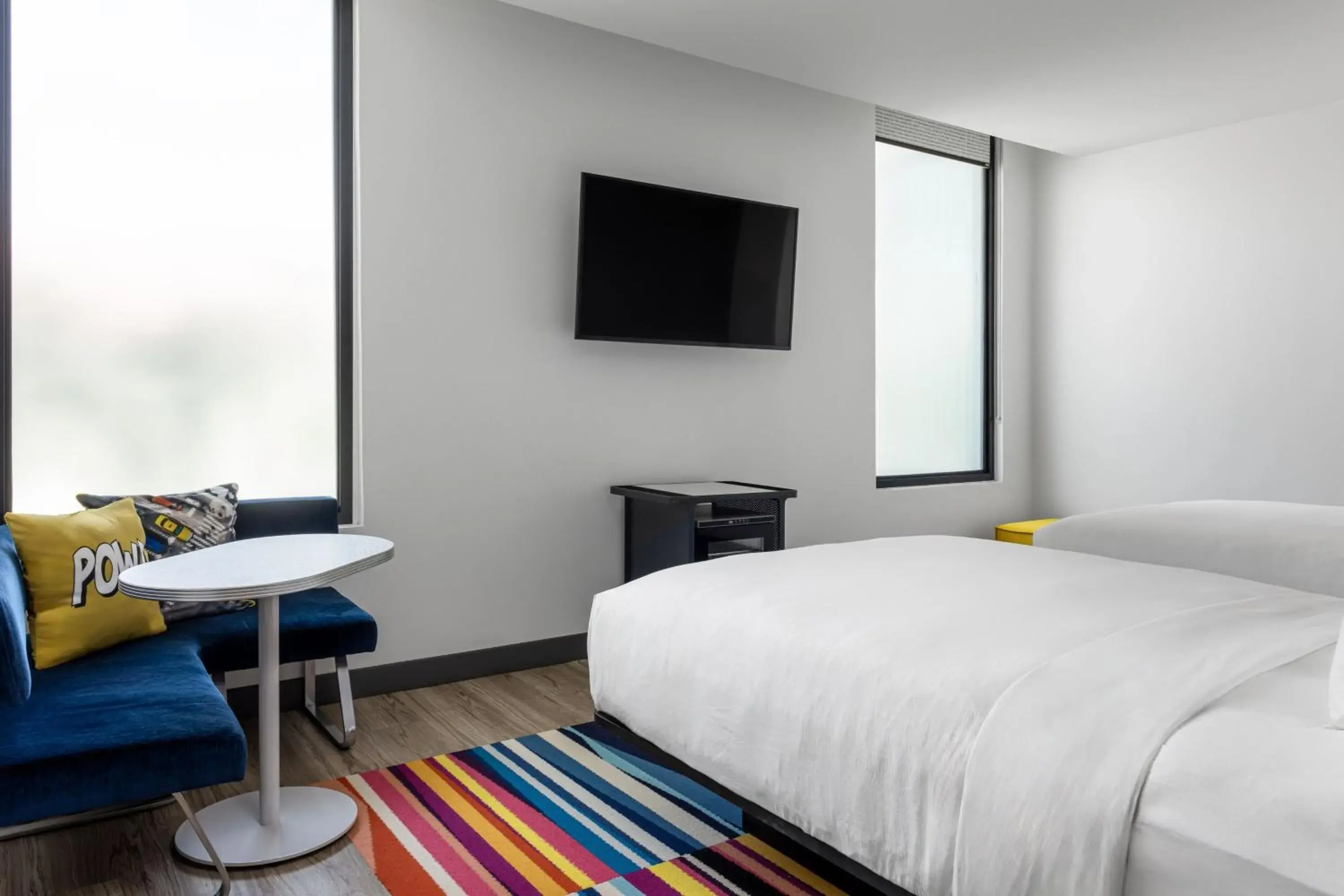 Photo of the whole room, Bed in Aloft San Pedro Sula