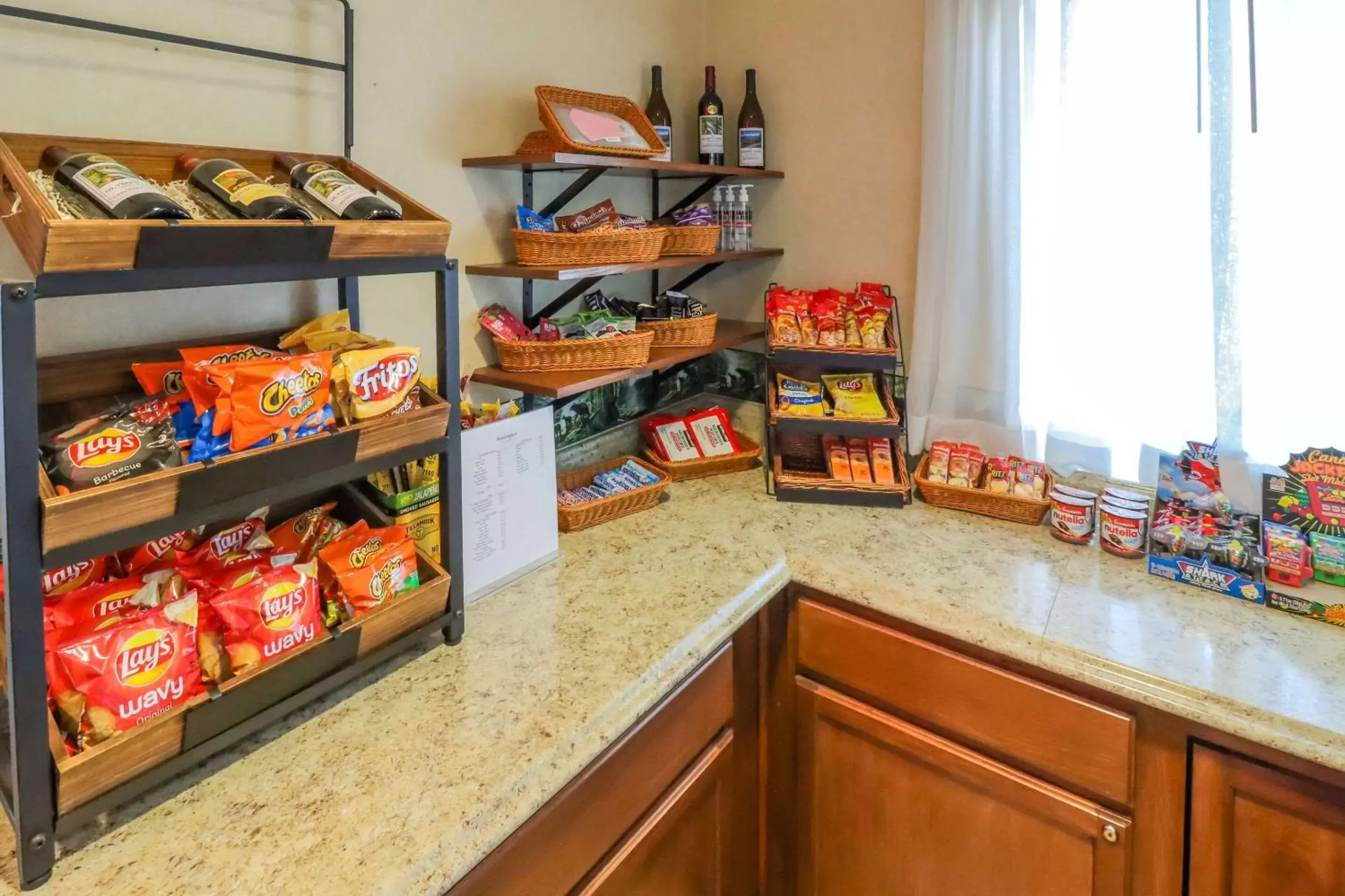 Food and drinks in Quality Inn & Suites Sequim at Olympic National Park