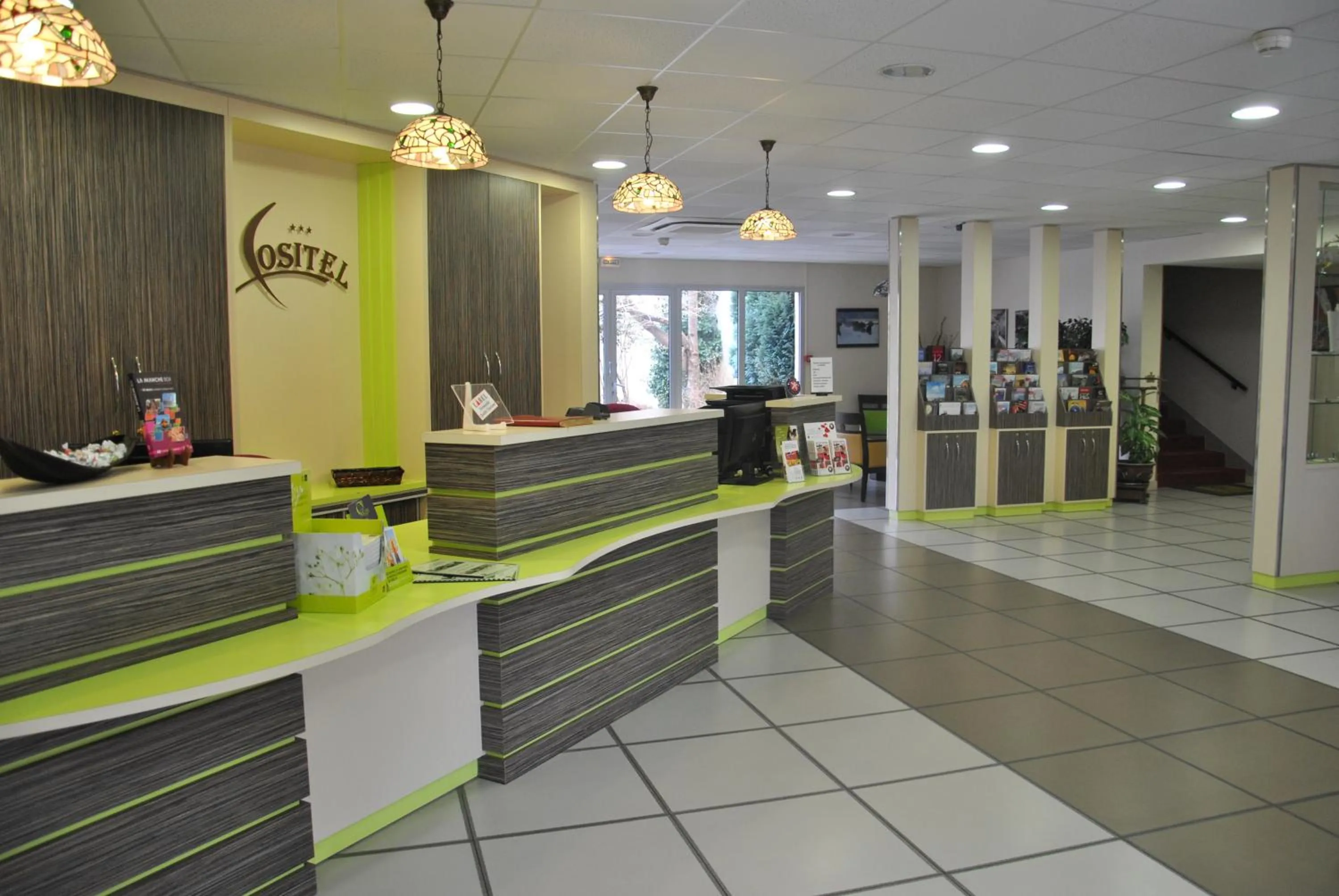 Lobby or reception in Hôtel Cositel, CIT'HOTEL Coutances