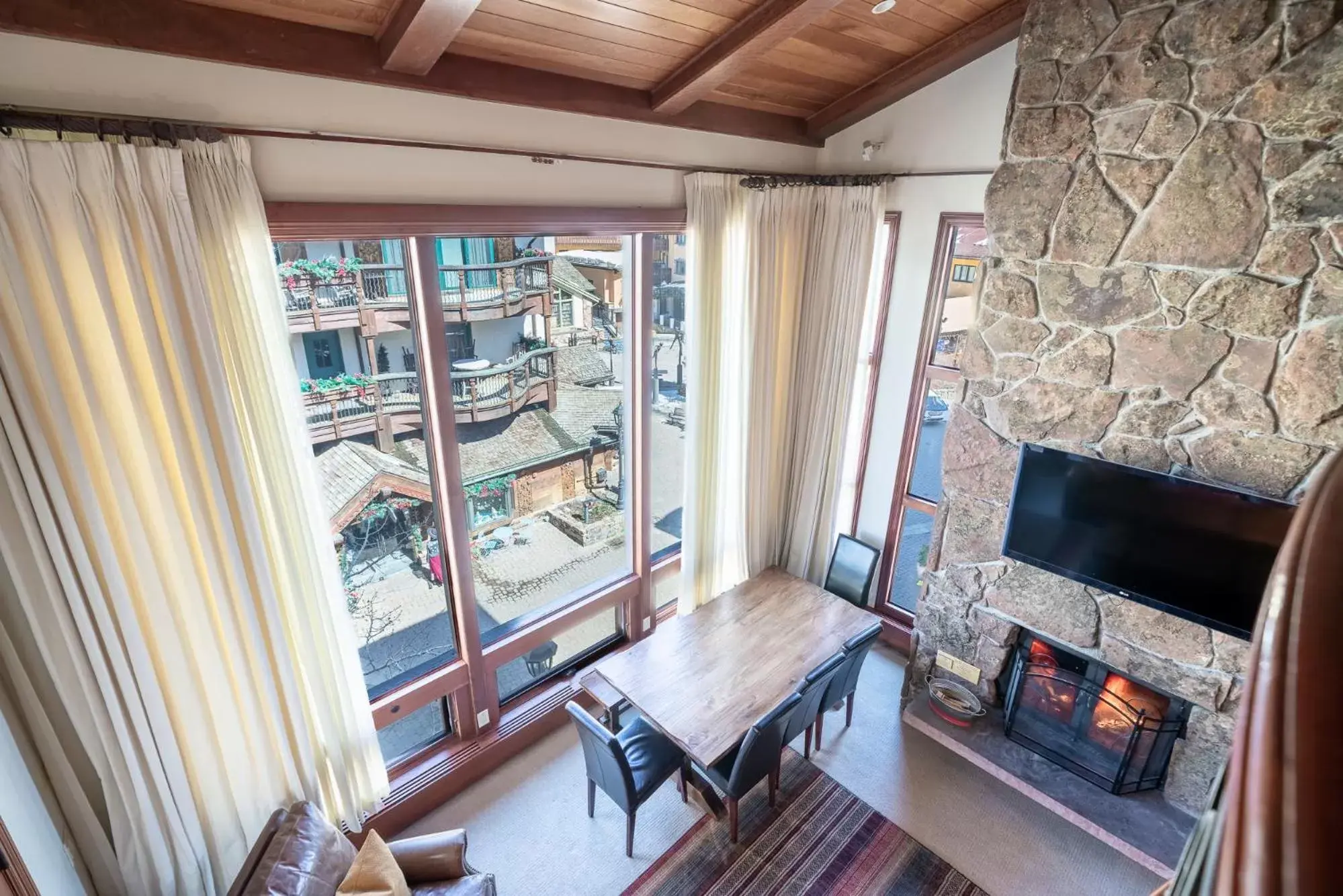 TV and multimedia, TV/Entertainment Center in Lodge at Vail Condominiums