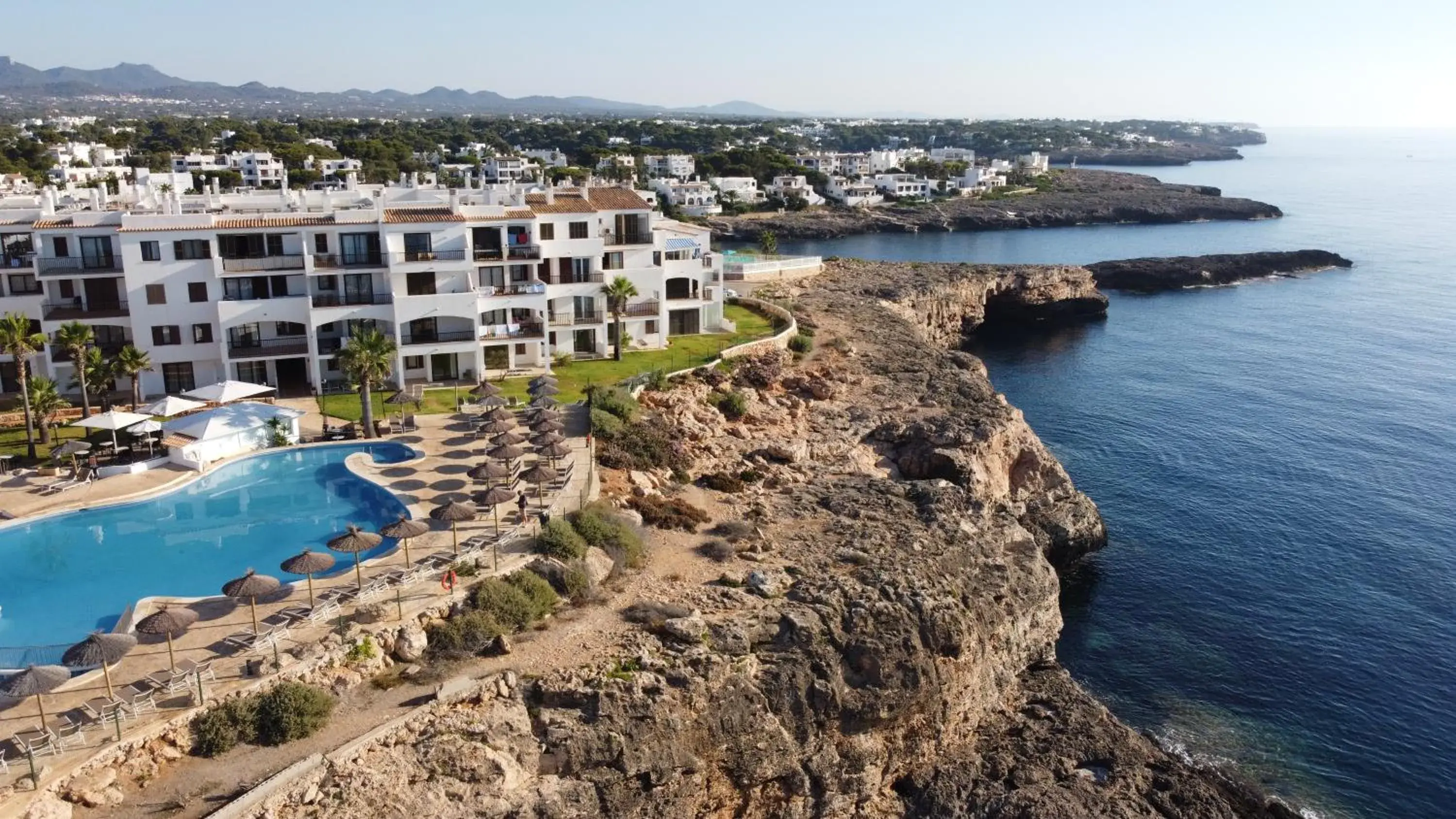 Property building in Alua Suites Las Rocas Property building in Alua Suites Las Rocas