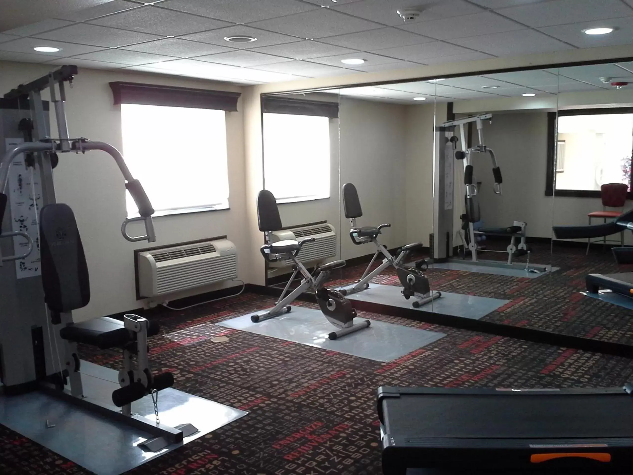 Fitness centre/facilities, Fitness Center/Facilities in Ramada by Wyndham Tulsa Fitness centre/facilities, Fitness Center/Facilities in Ramada by Wyndham Tulsa