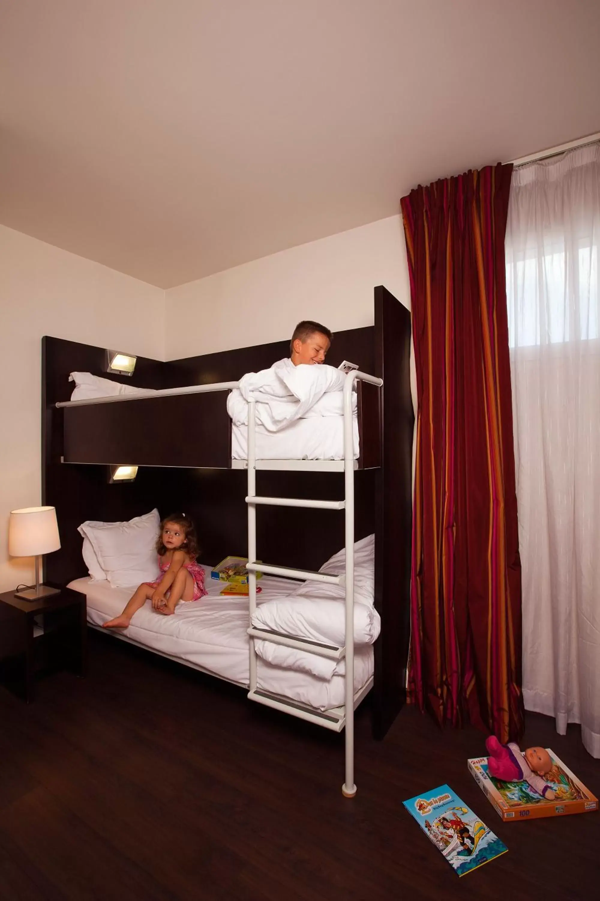 Bunk Bed in Residhome Val d'Europe