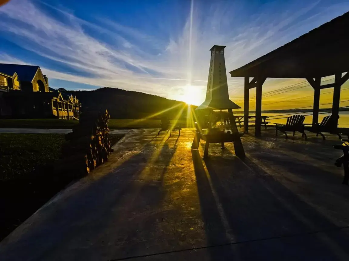 Balcony/Terrace, Sunrise/Sunset in Auberge des Battures