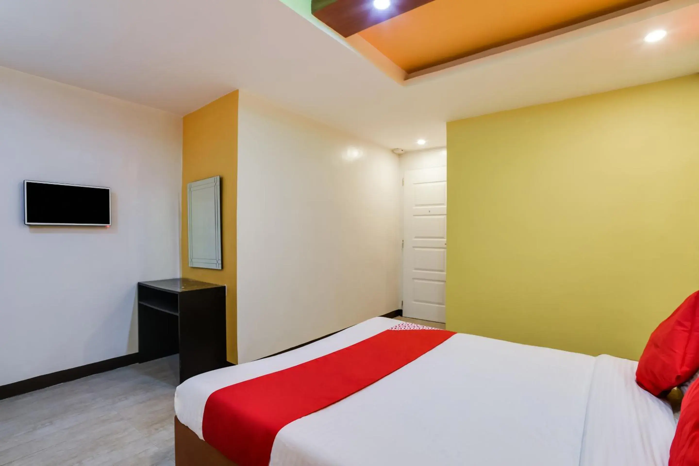 Bedroom, Bed in OYO 473 Ranchotel Drive-in Bedroom, Bed in OYO 473 Ranchotel Drive-in