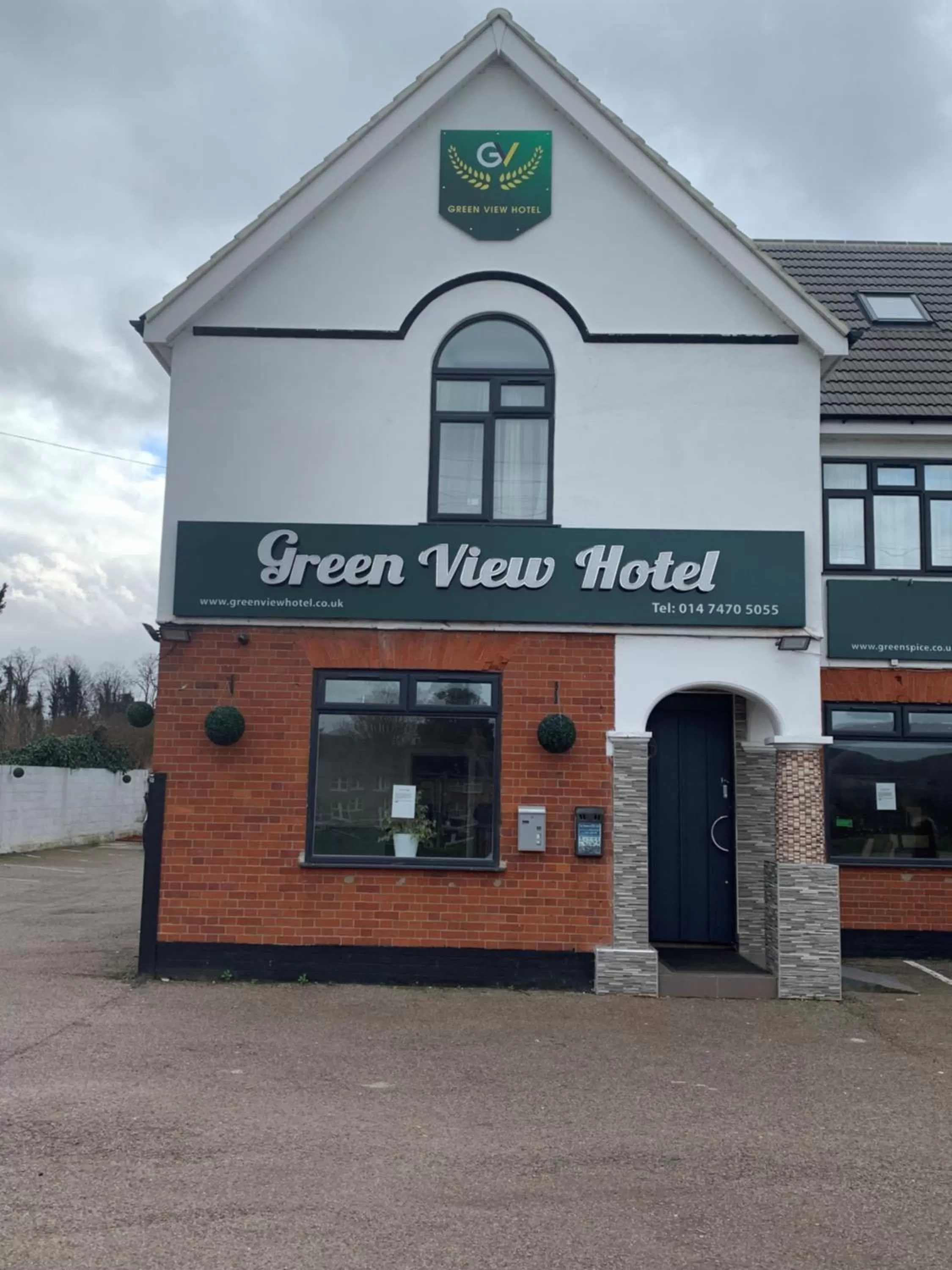 Property building in Green View Hotel Near Dartford
