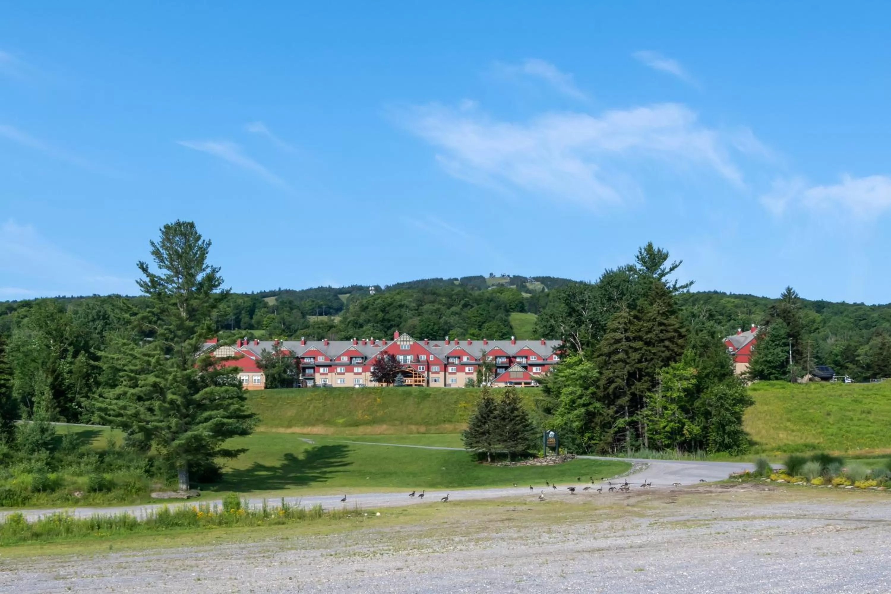 Property building in Grand Summit Resort