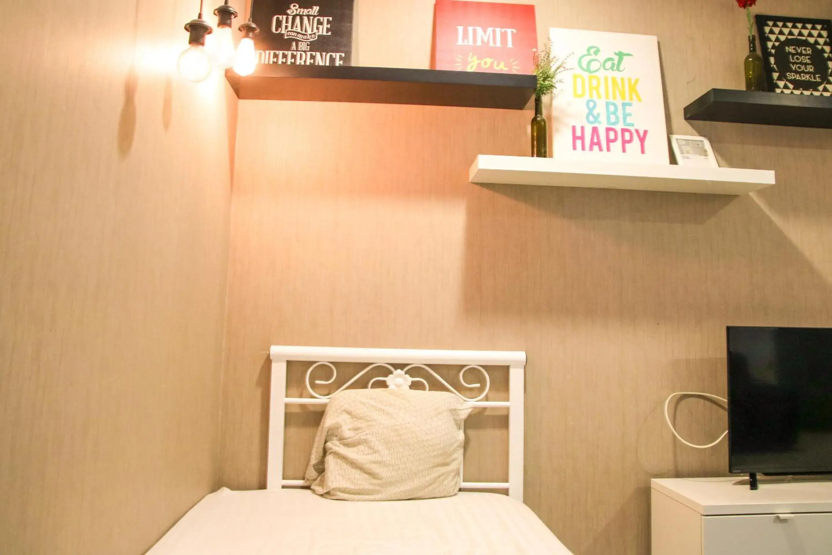 Bed in Mercu Summer Suite KLCC @ Penguin Homes