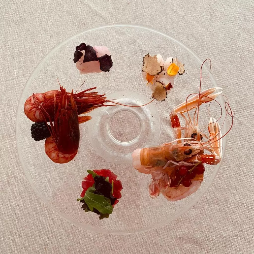 Restaurant/places to eat in Elite Boutique Hotel