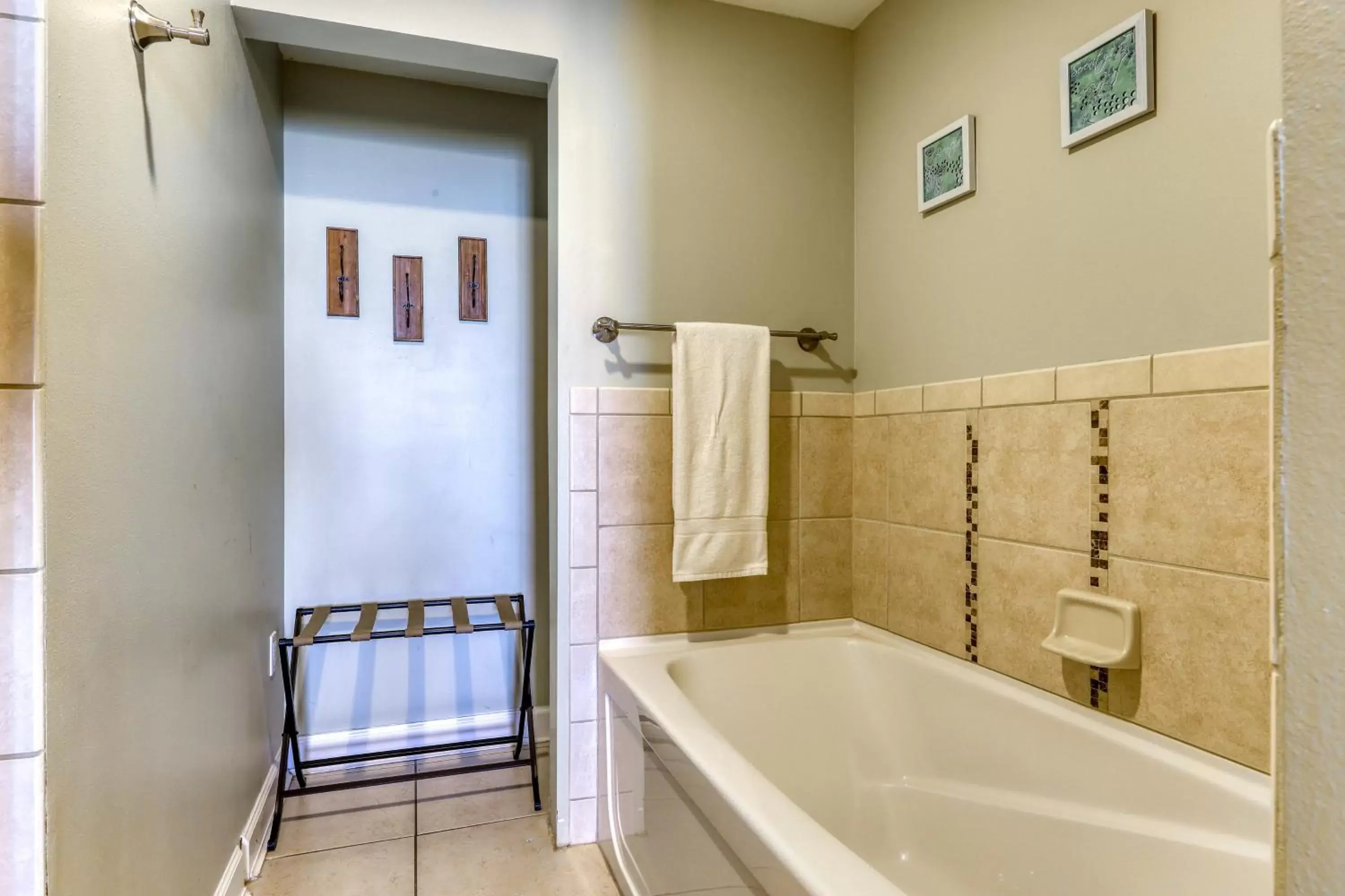 Bathroom in Grand Panama Beach Resort #T1-1402