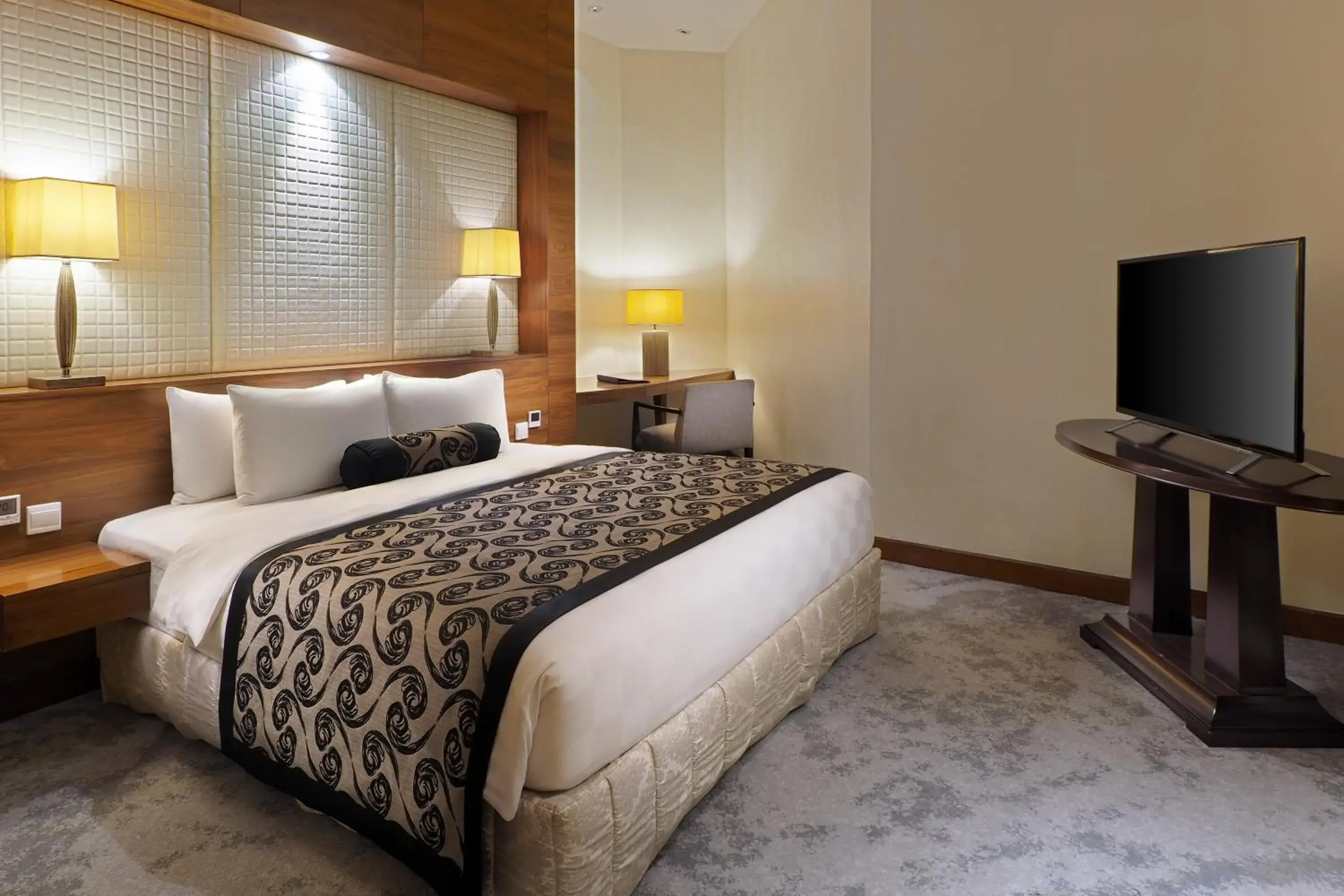 Bedroom, Bed in Aryaduta Medan