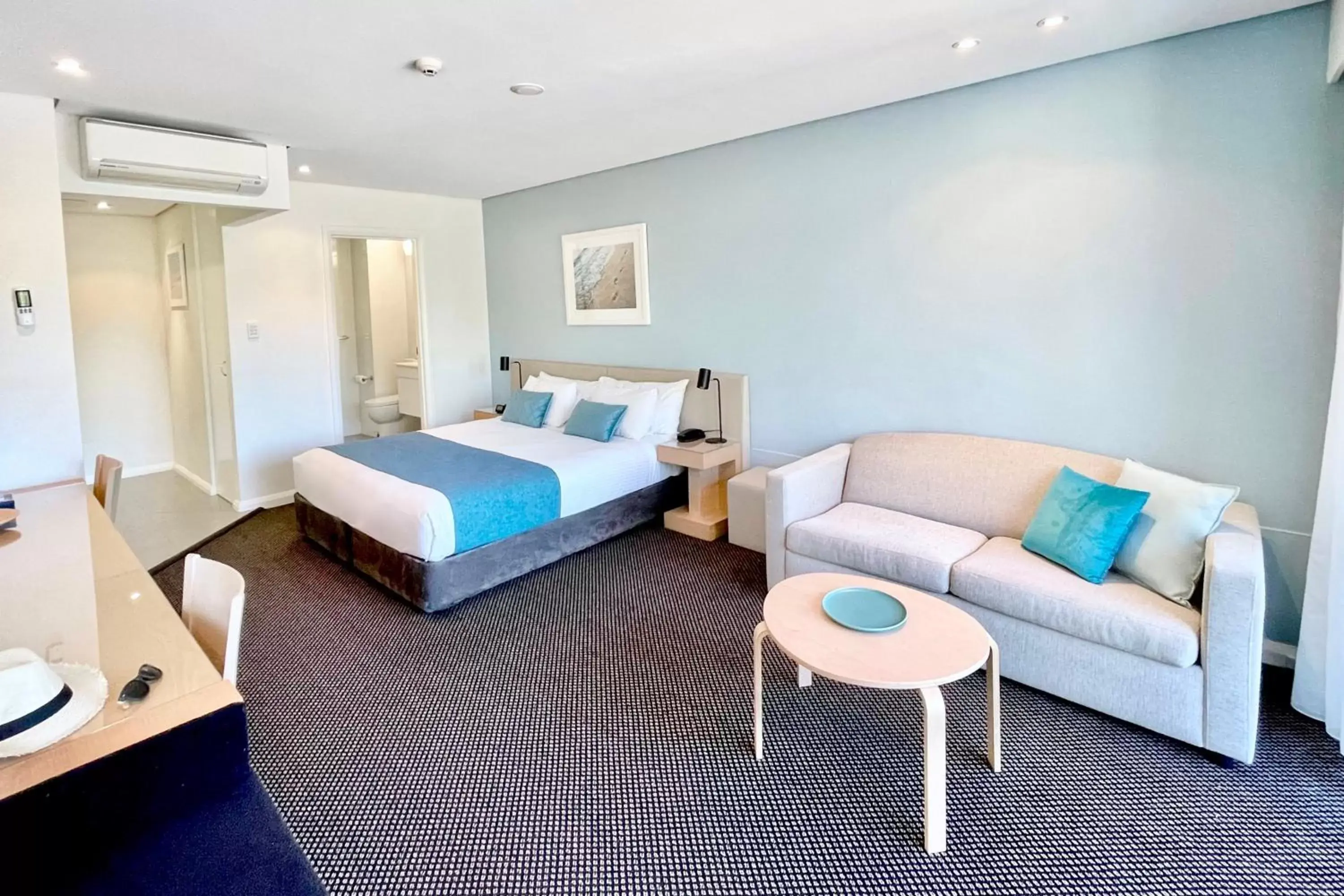 Photo of the whole room in Coogee Sands Hotel & Apartments