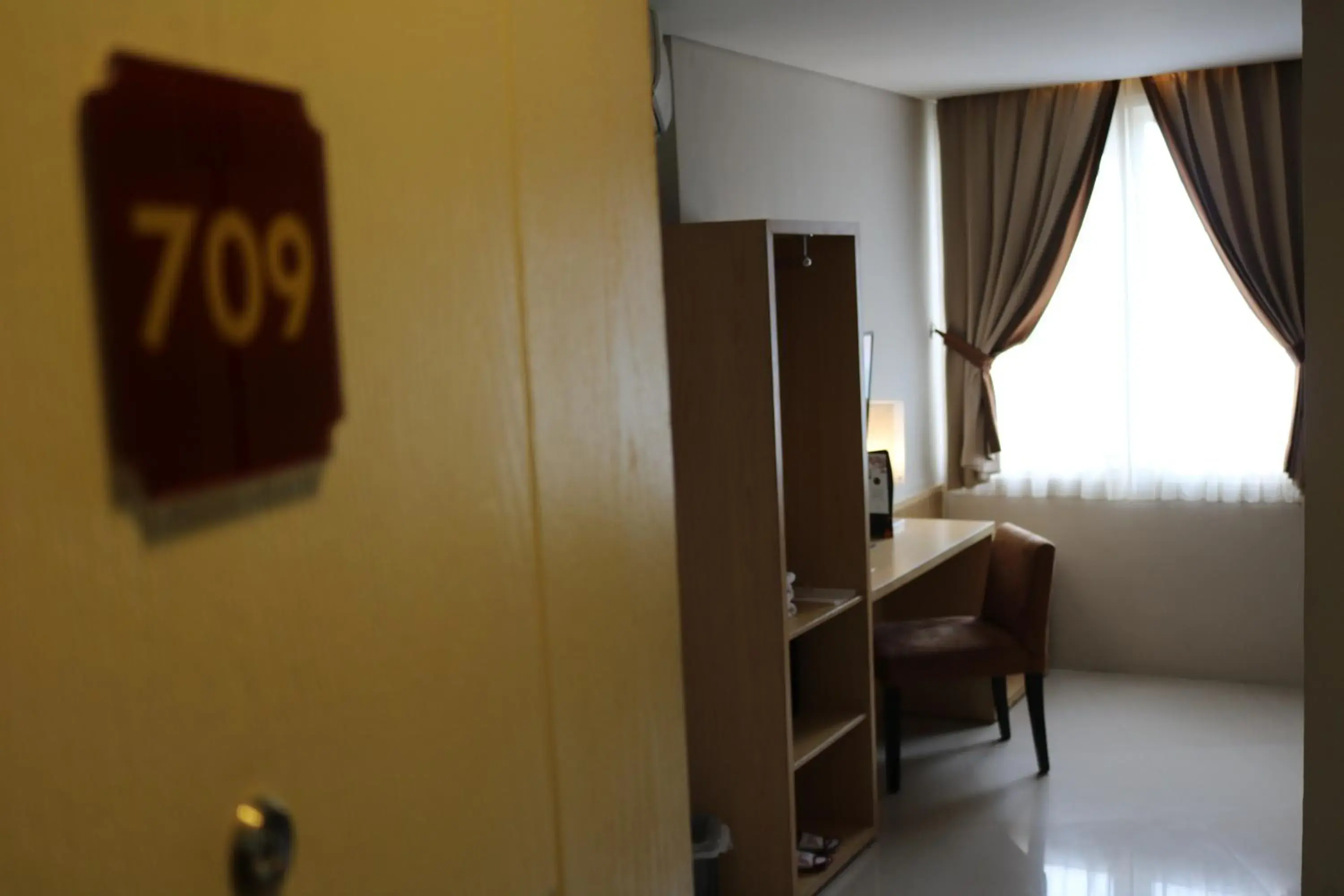 Photo of the whole room, Bed in Bekizaar Hotel Surabaya Photo of the whole room, Bed in Bekizaar Hotel Surabaya