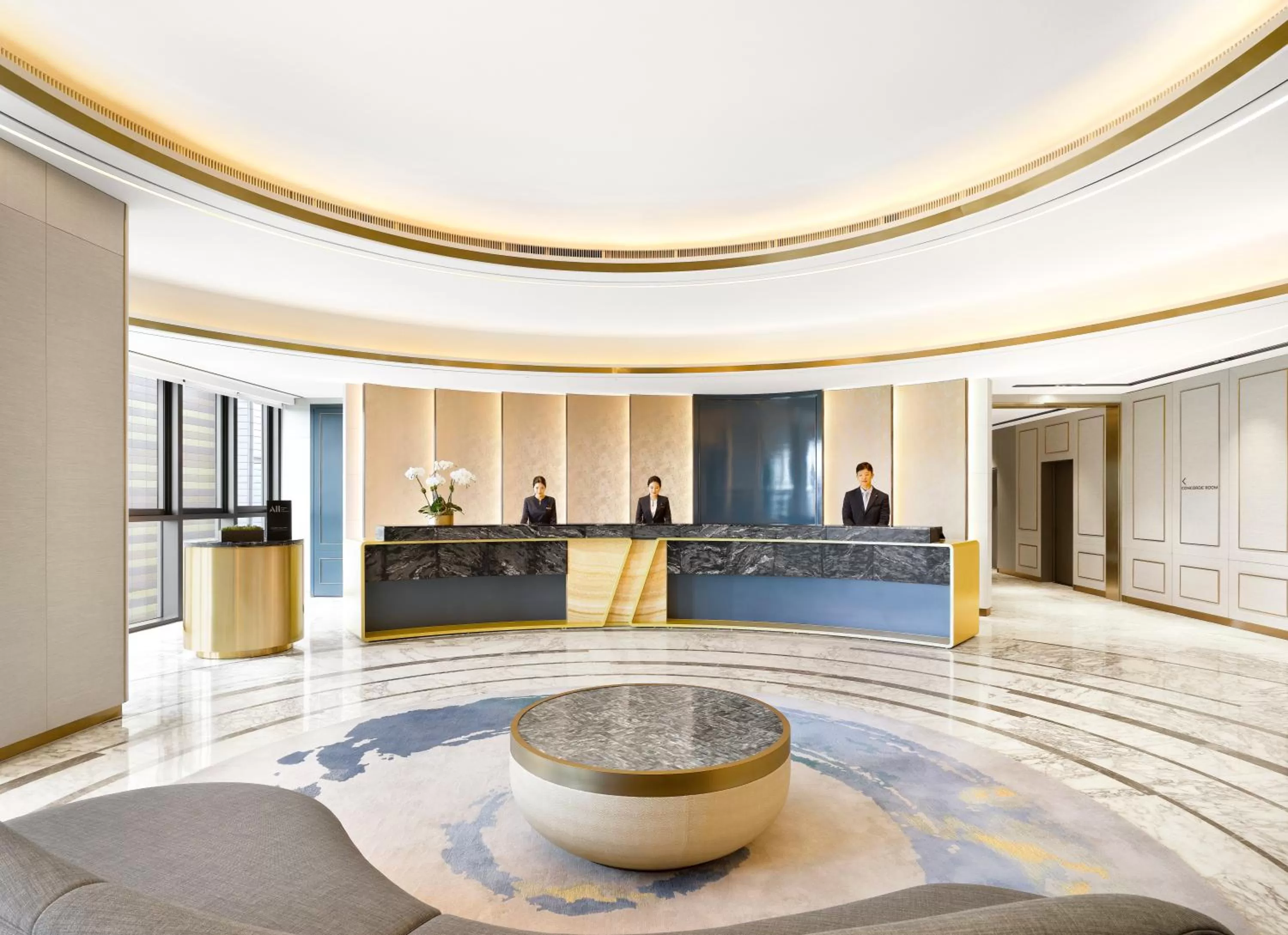 Lobby or reception in Sofitel Ambassador Seoul Hotel & Serviced Residences