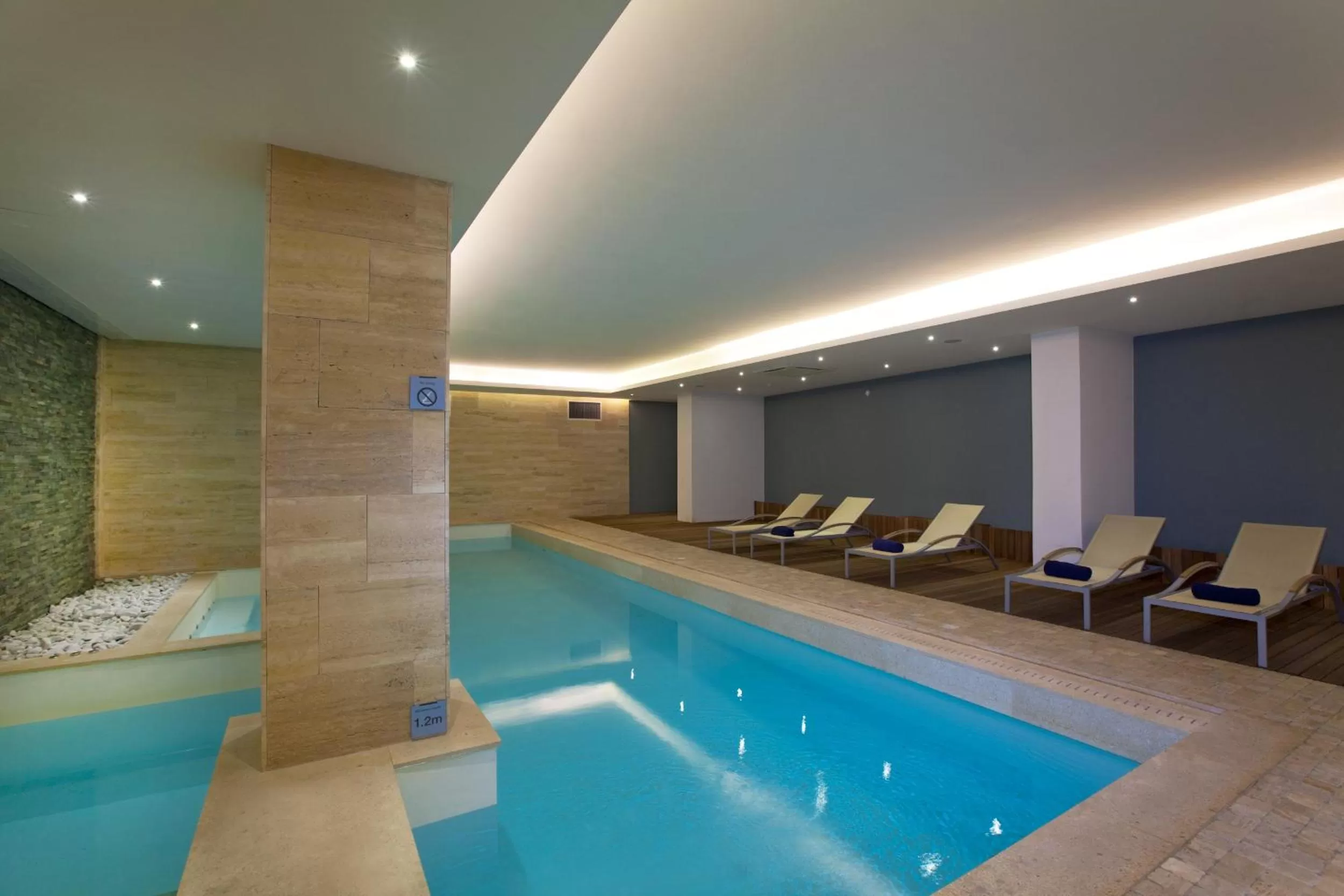 Swimming pool in The George, Urban Boutique Hotel