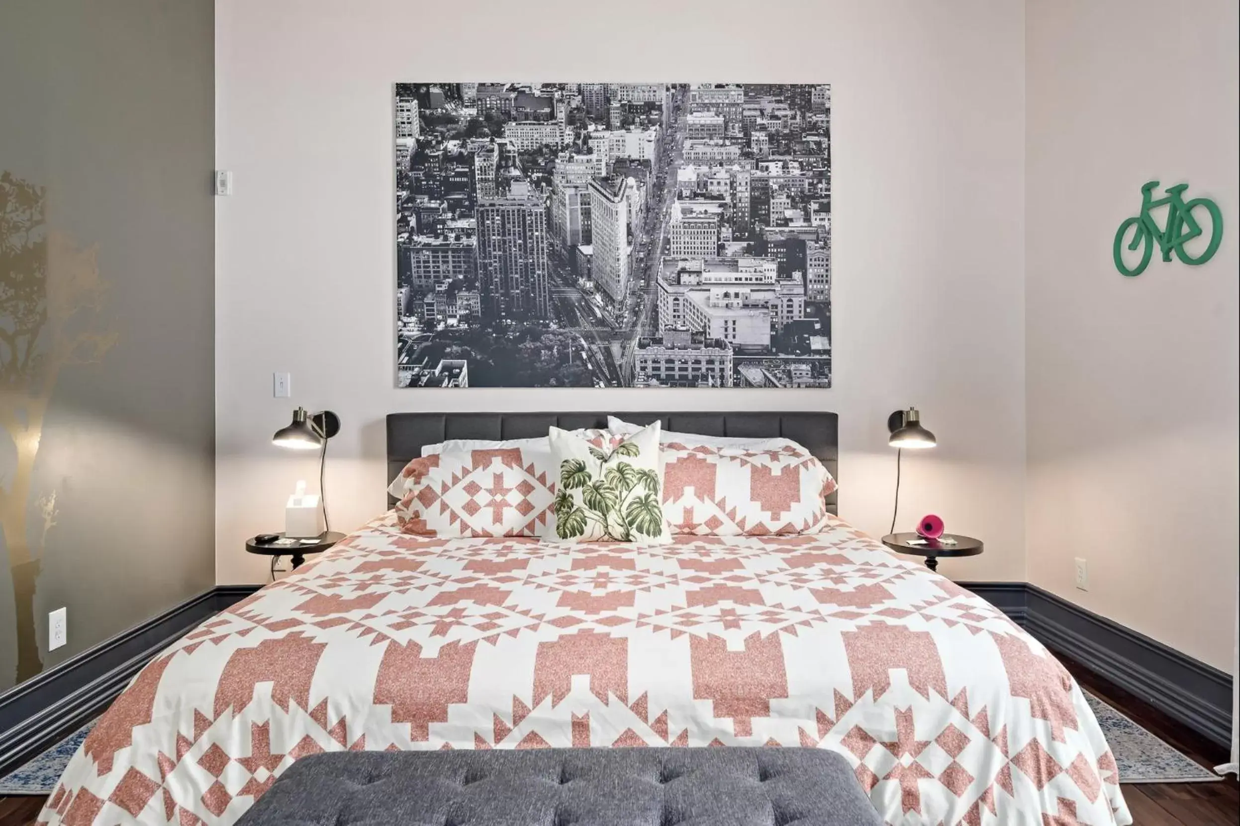 Superior King Suite in The Wesley Walla Walla Superior King Suite in The Wesley Walla Walla