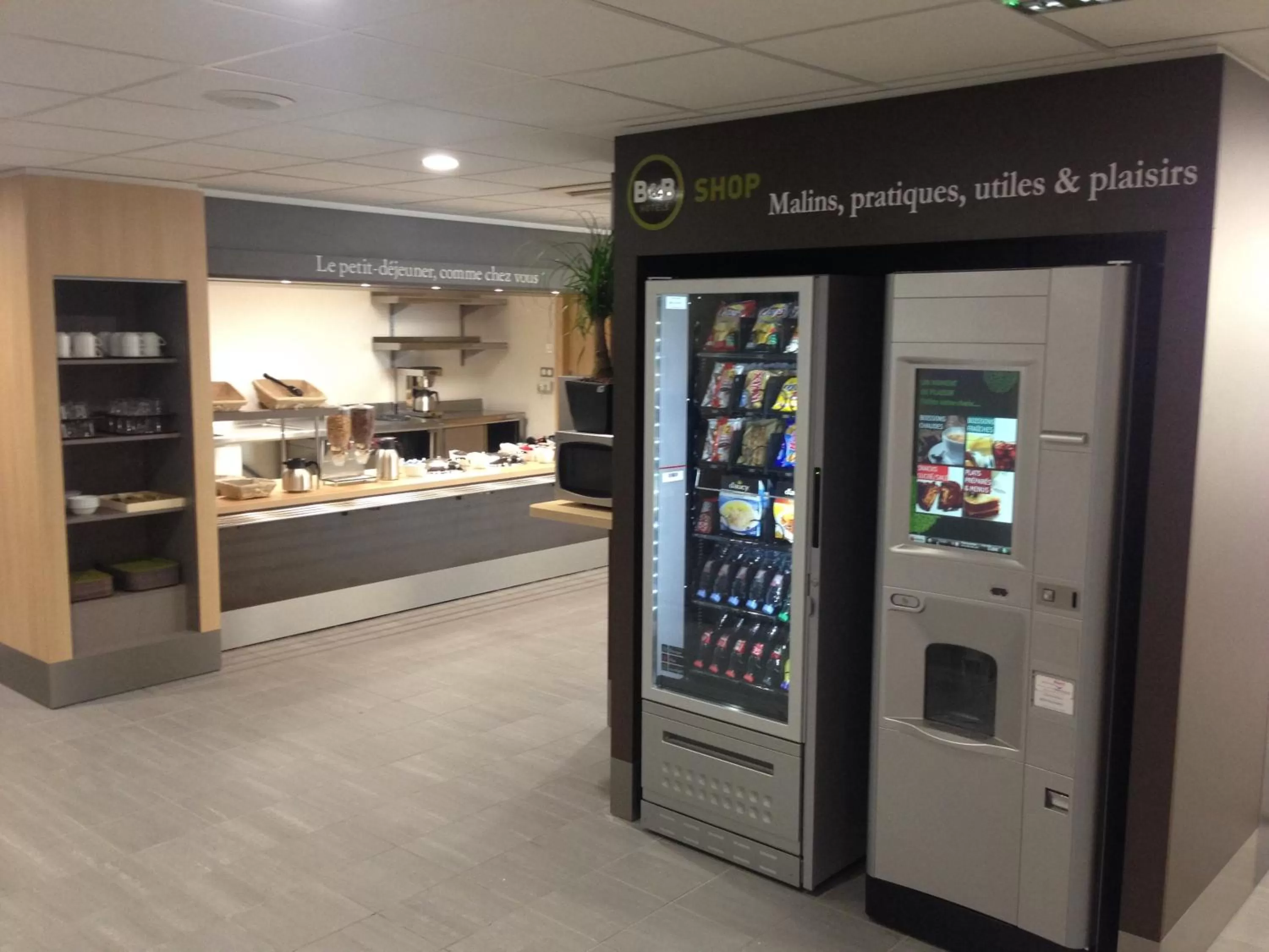 Restaurant/places to eat in B&B HOTEL Lyon Sud États-Unis