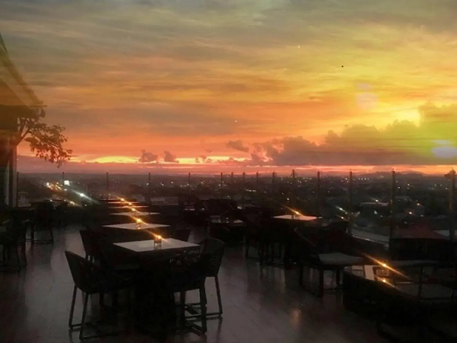 Sunrise/Sunset in Kyriad M Hotel Sorong