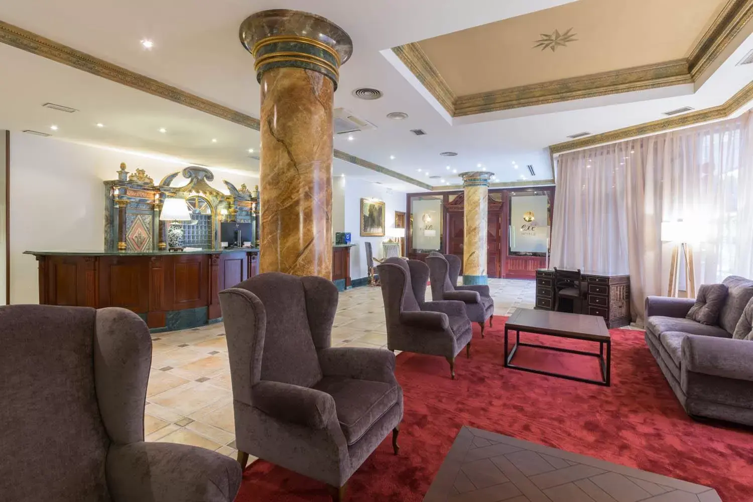 Lobby or reception, Lounge/Bar in Hotel Exe Reina Isabel