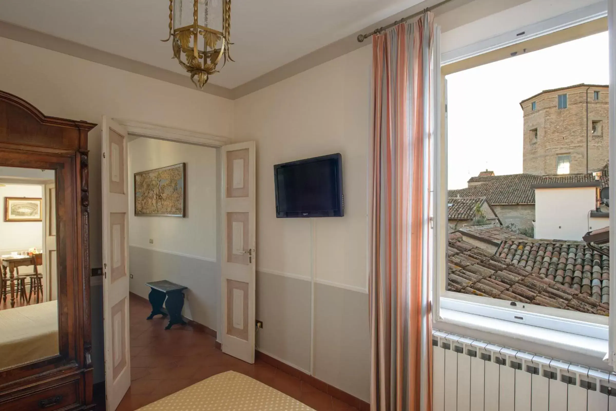 Bedroom, TV/Entertainment Center in Palazzo Rotati