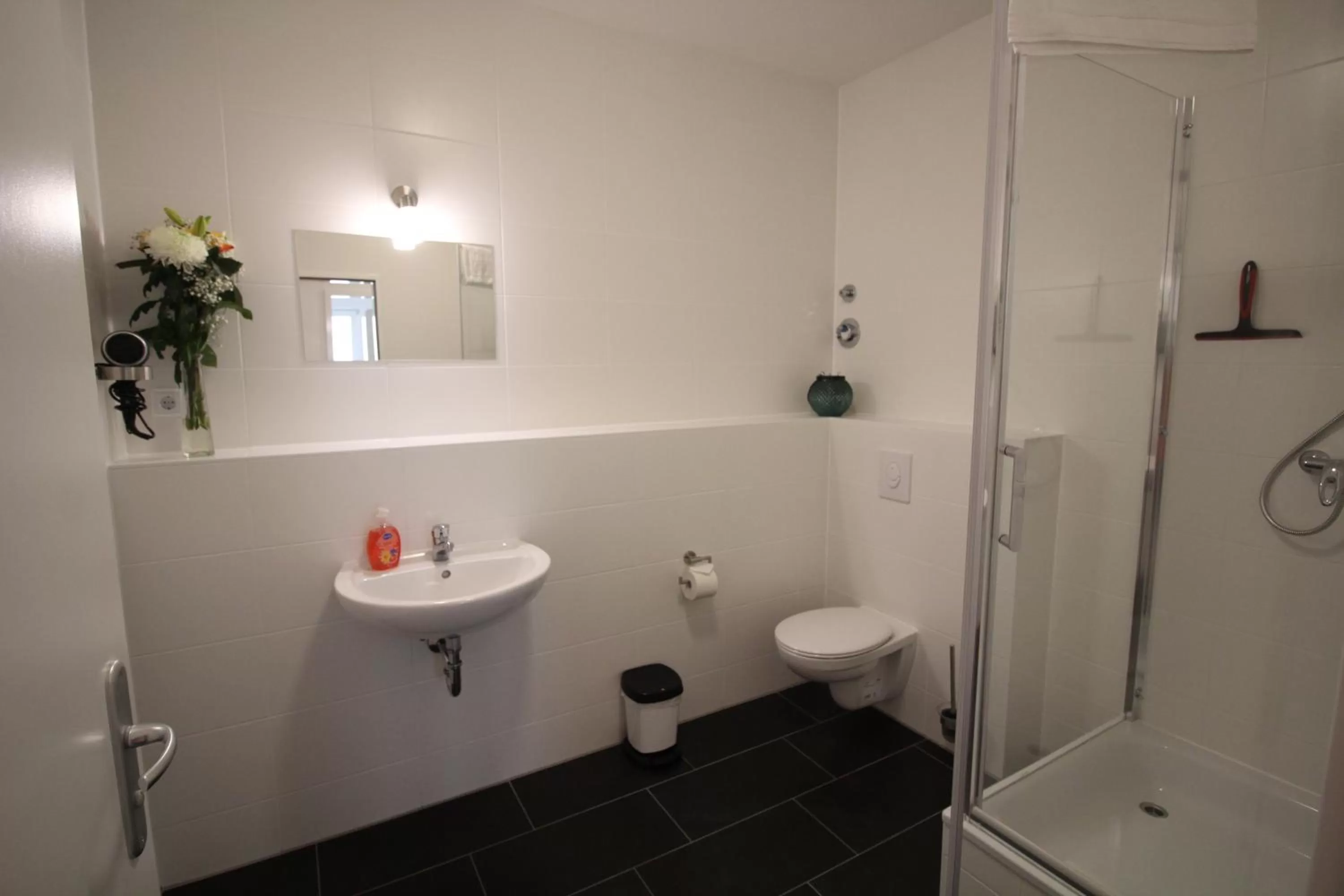 Shower in Apartments Tempelhof