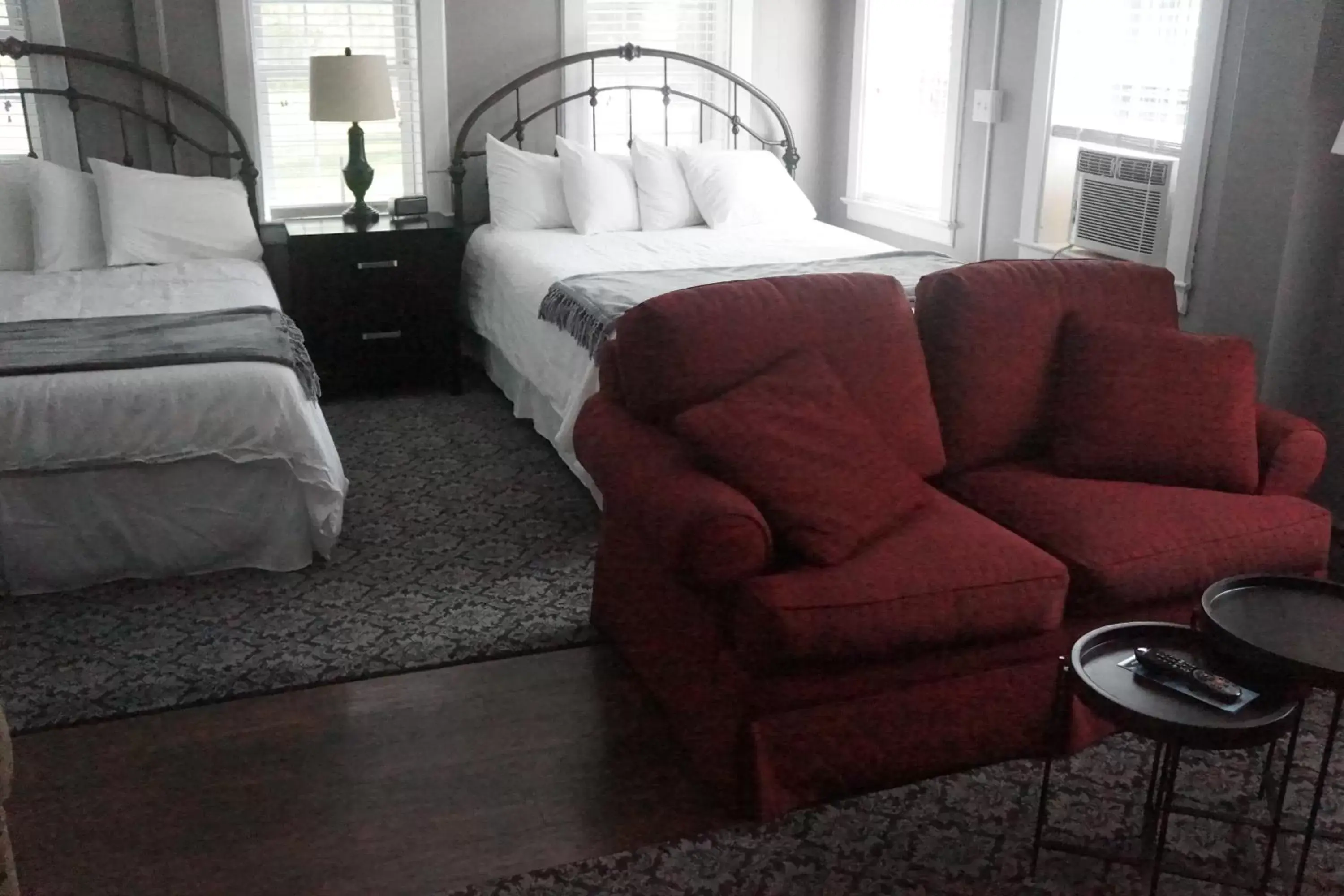 Bed in The Frogtown Inn