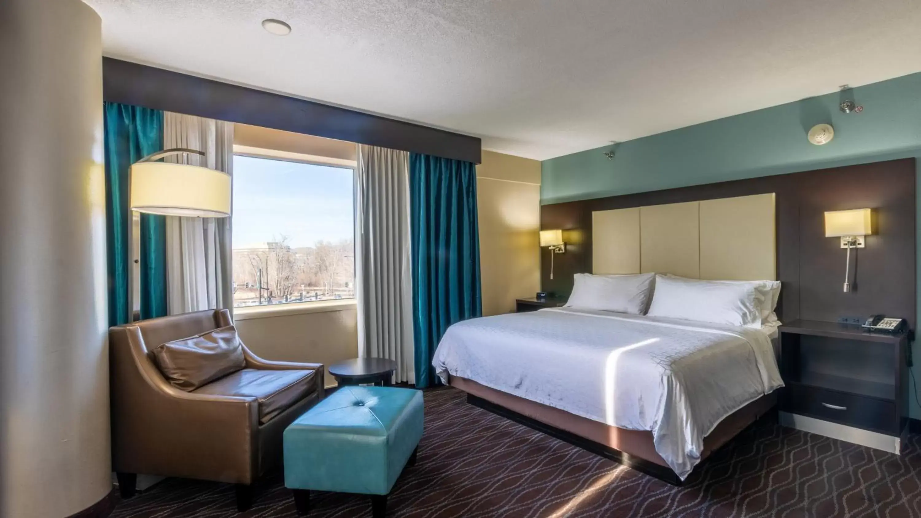 Photo of the whole room in Holiday Inn Express Boise Downtown, an IHG Hotel