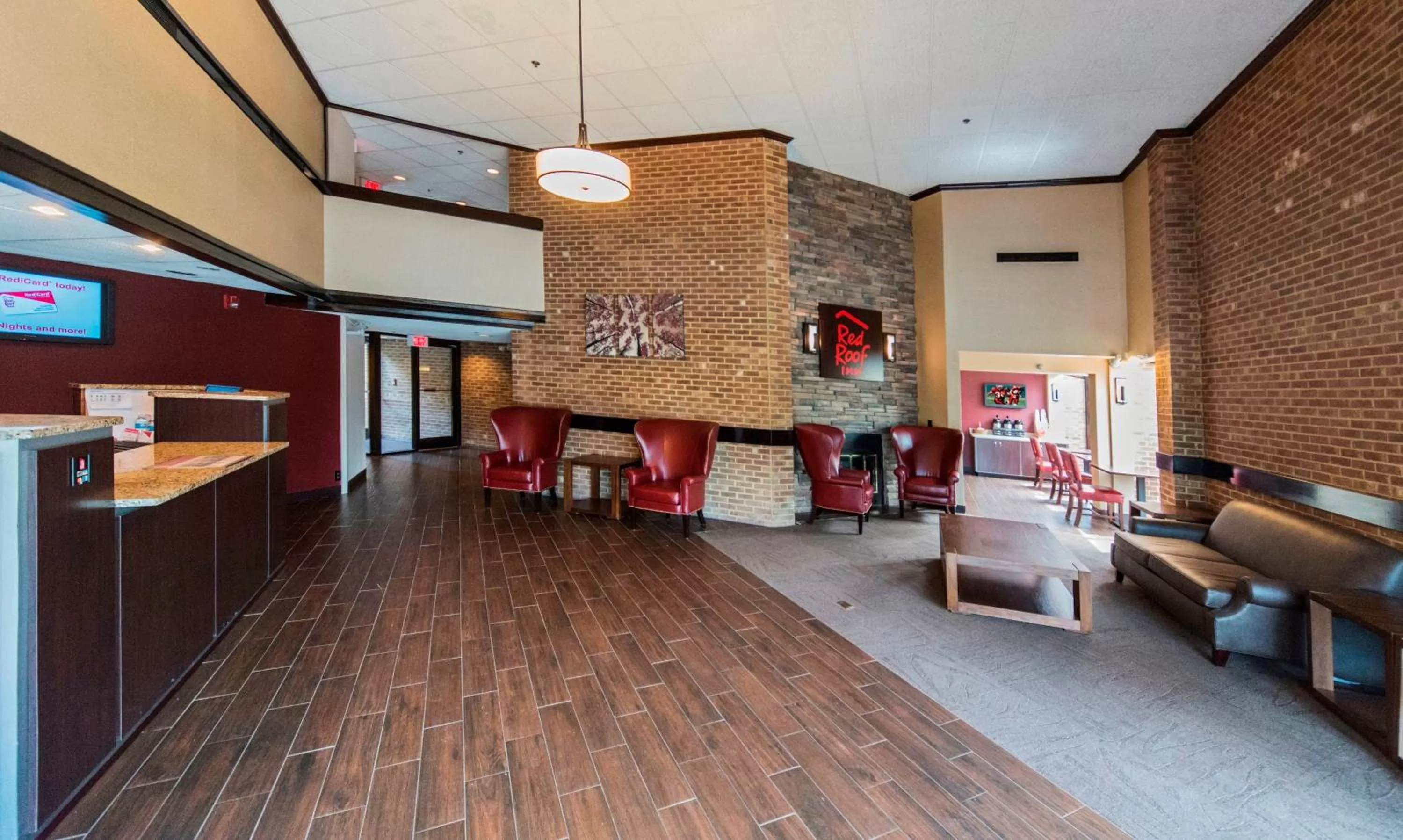 Lobby or reception in Red Roof Inn Raleigh Southwest - Cary