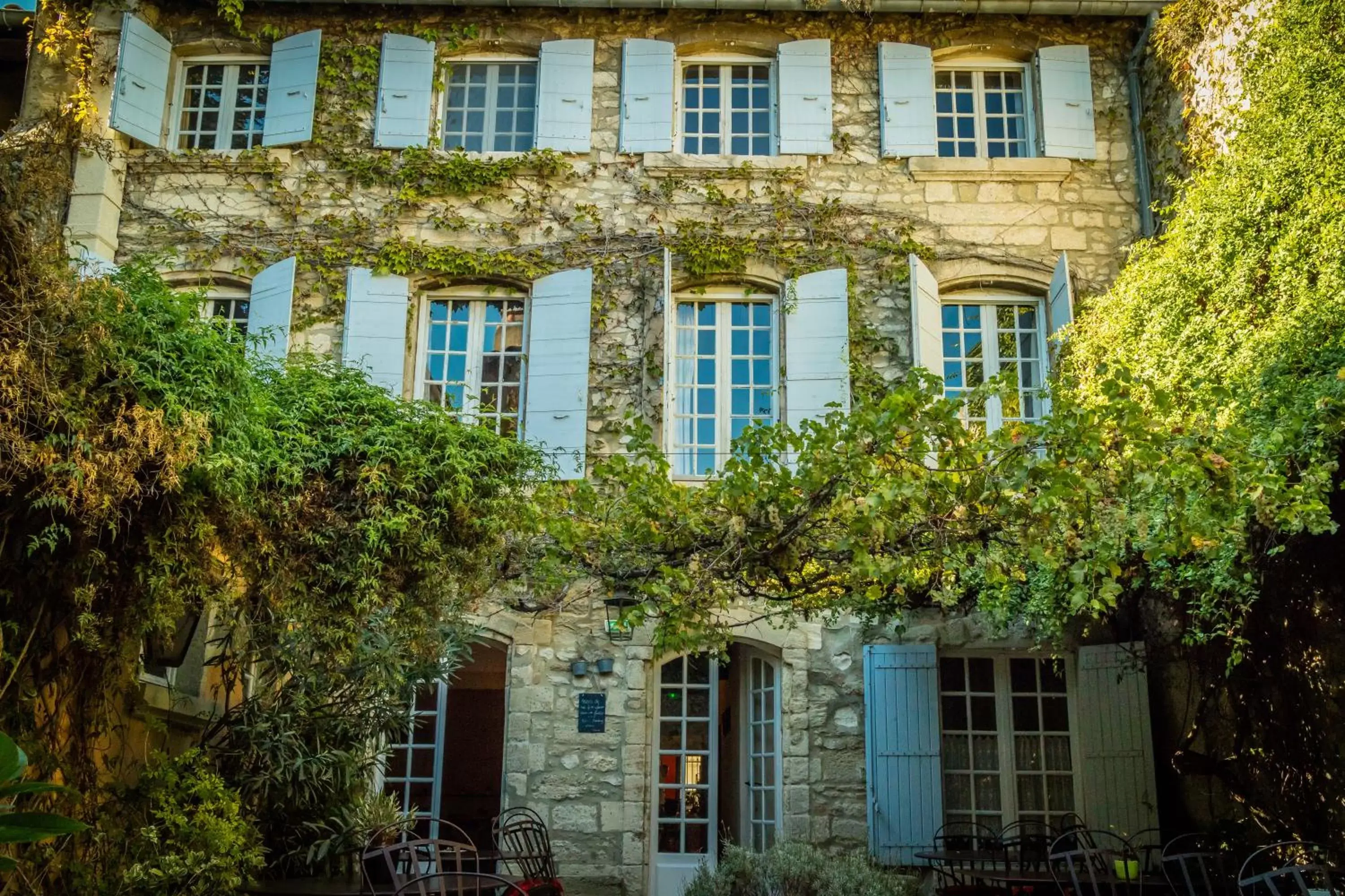 Patio, Property Building in Hotel De L'Atelier