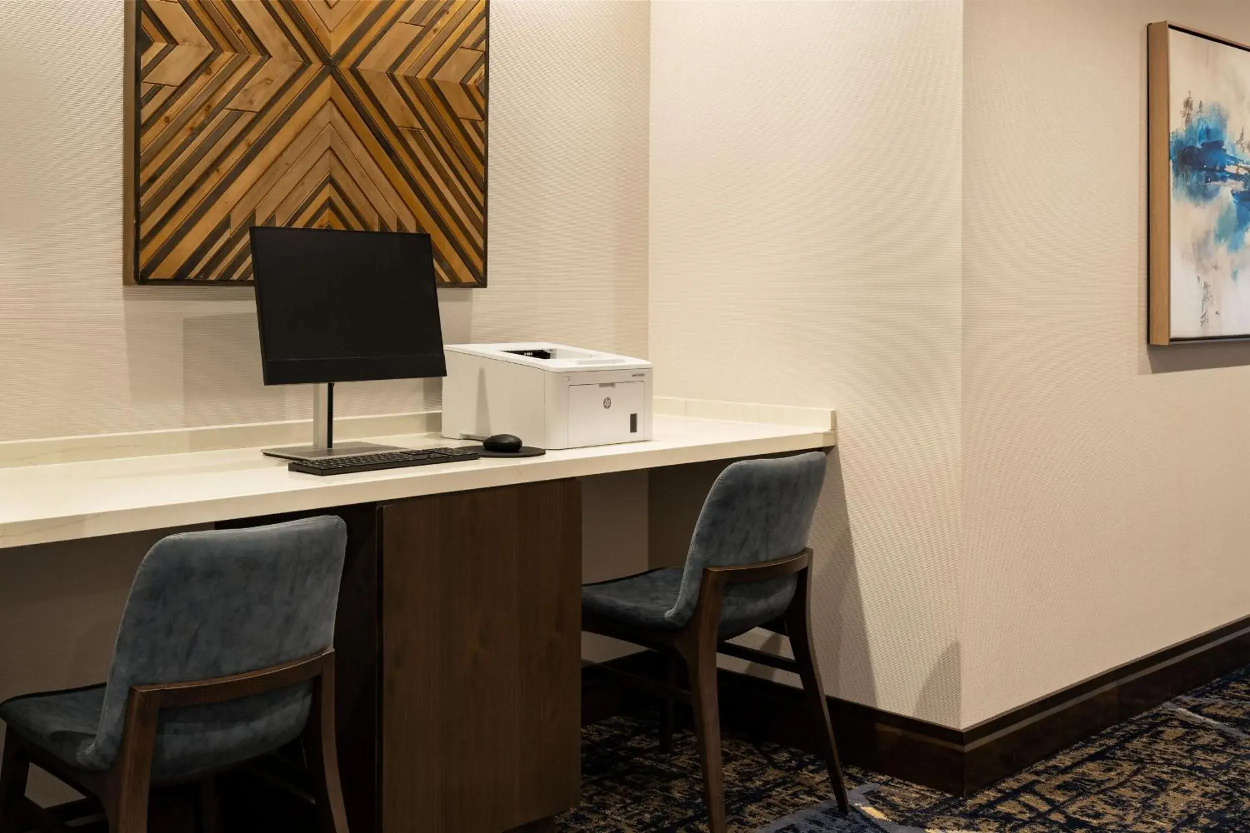 Business facilities, TV/Entertainment Center in Residence Inn by Marriott Oakland Downtown