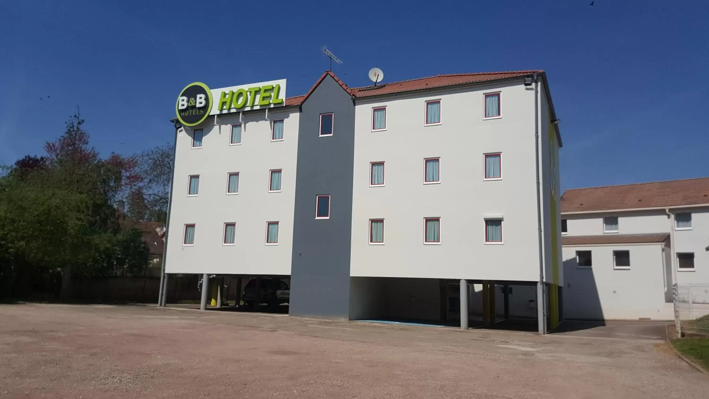 Property Building in B&B HOTEL Chalon-Sur-Saone Sud