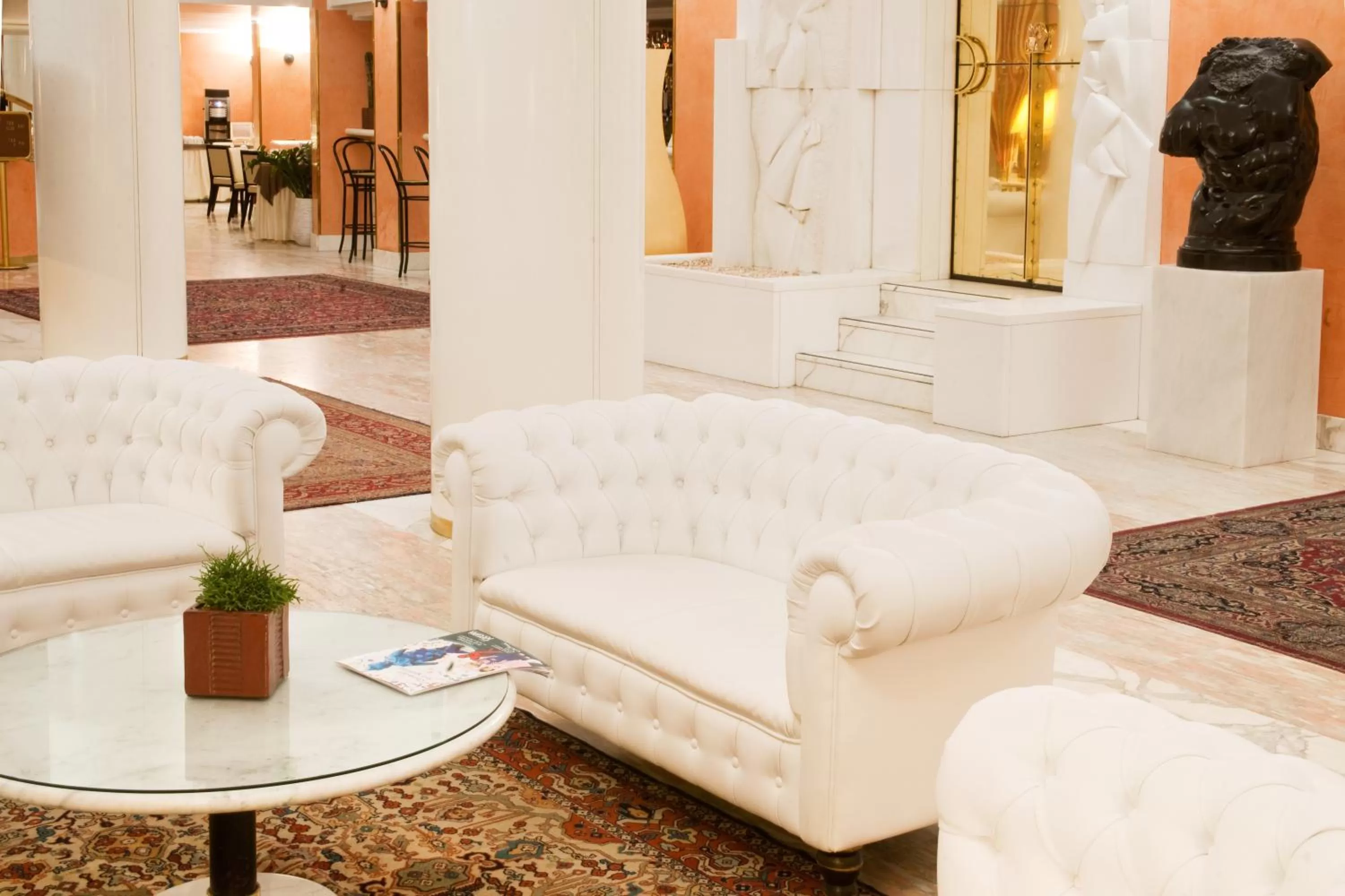 Lobby or reception in Hotel Giberti & Spa