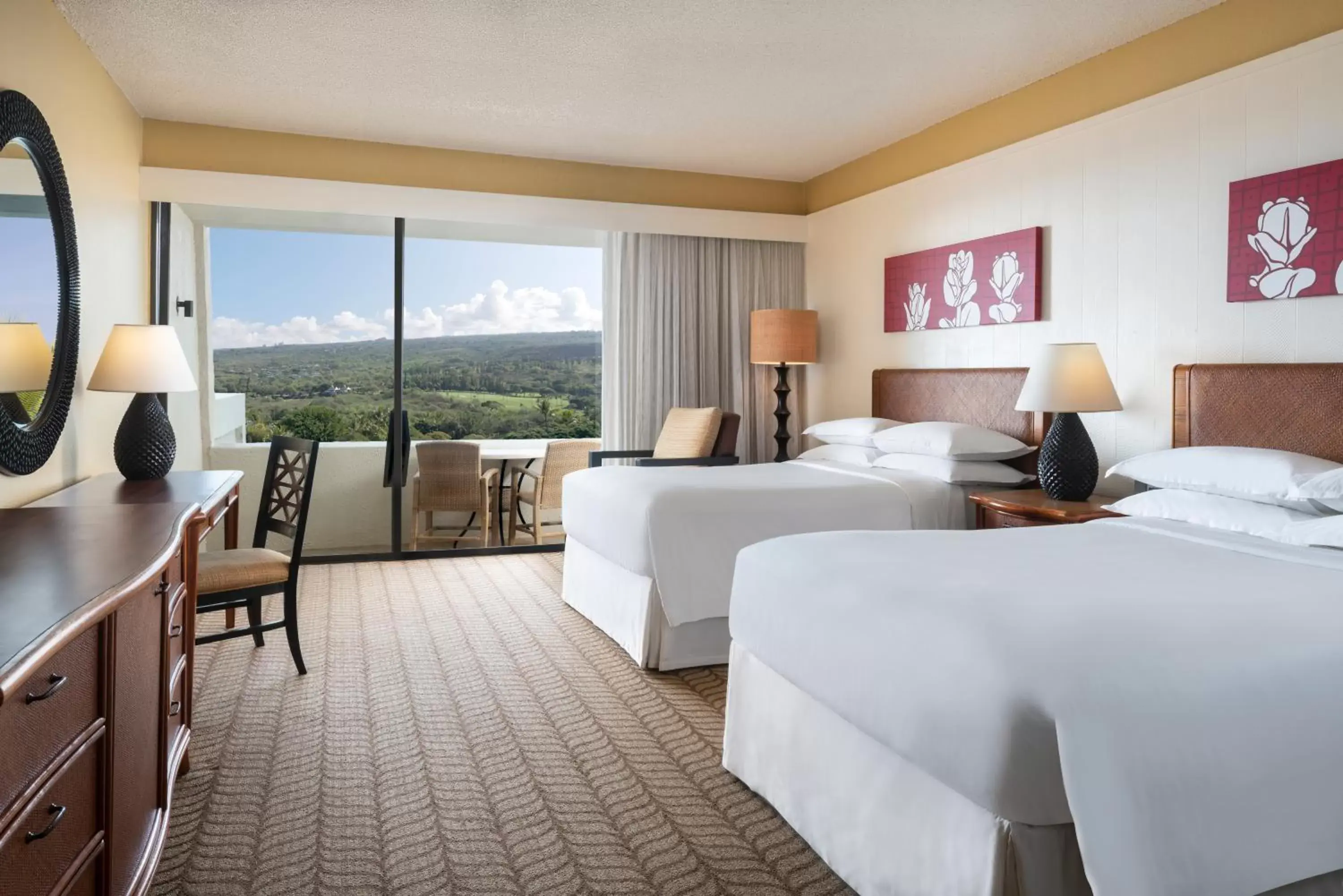 Bedroom in Outrigger Kona Resort and Spa