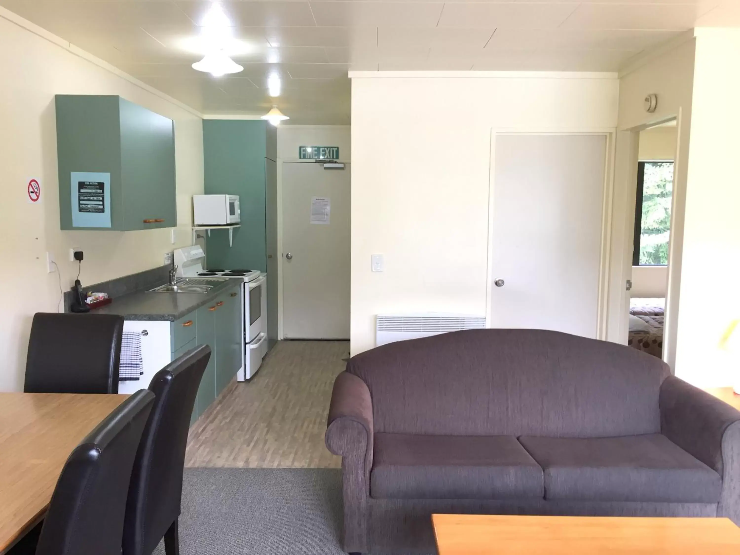 Seating Area in Wanaka Heights Motel