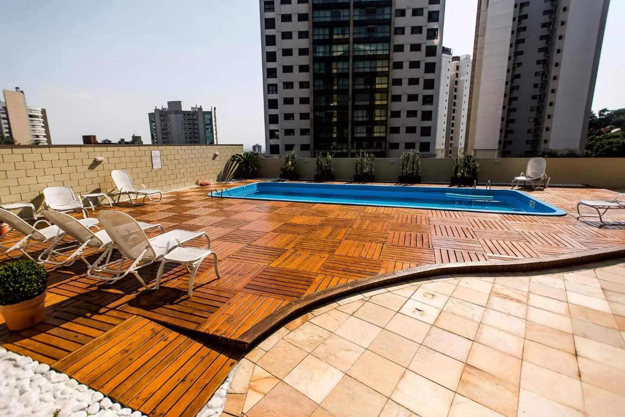 Swimming pool in Novotel Porto Alegre Tres Figueiras