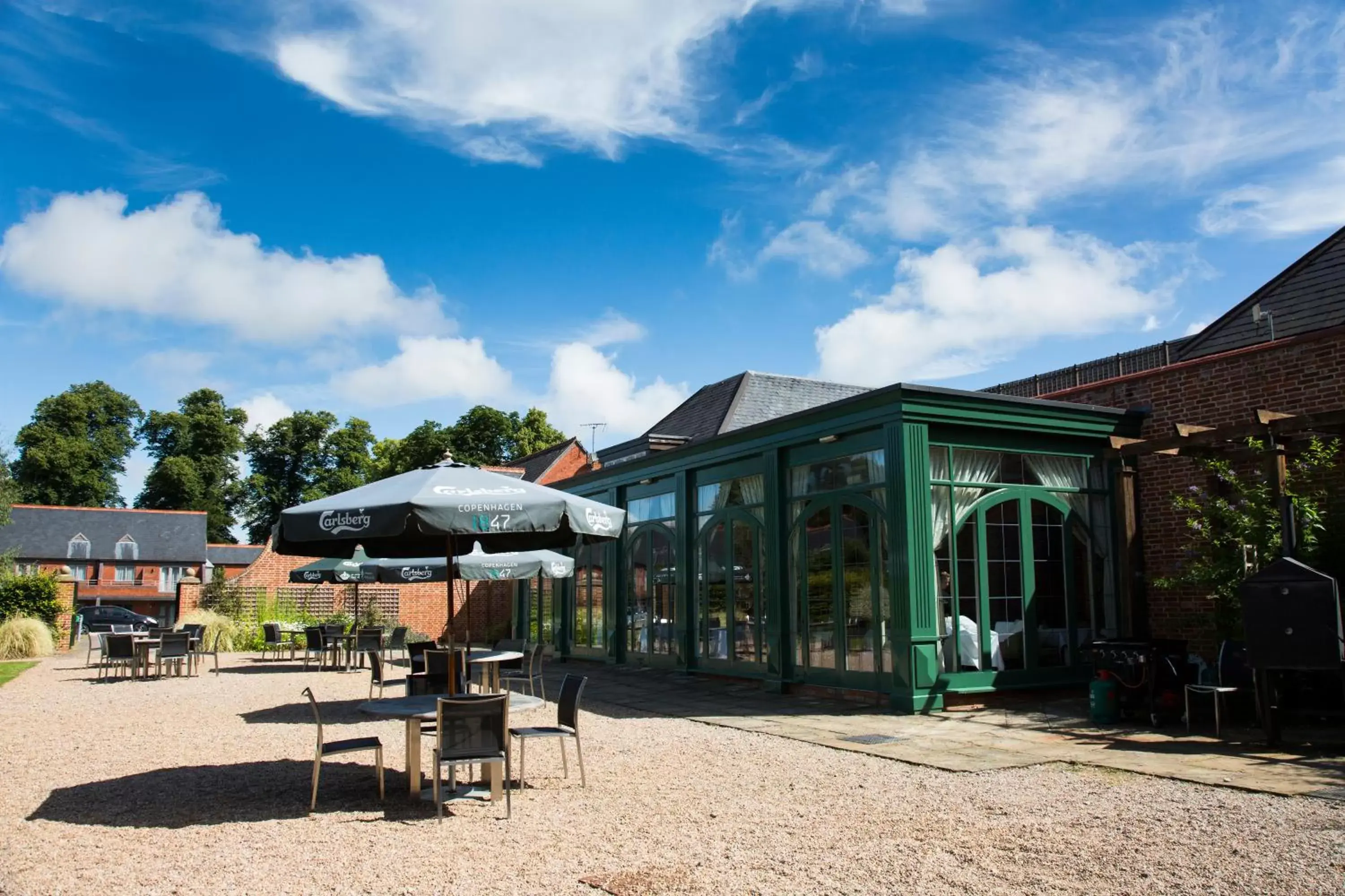 Restaurant/places to eat, Patio/Outdoor Area in Mercure Warwickshire Walton Hall Hotel & Spa