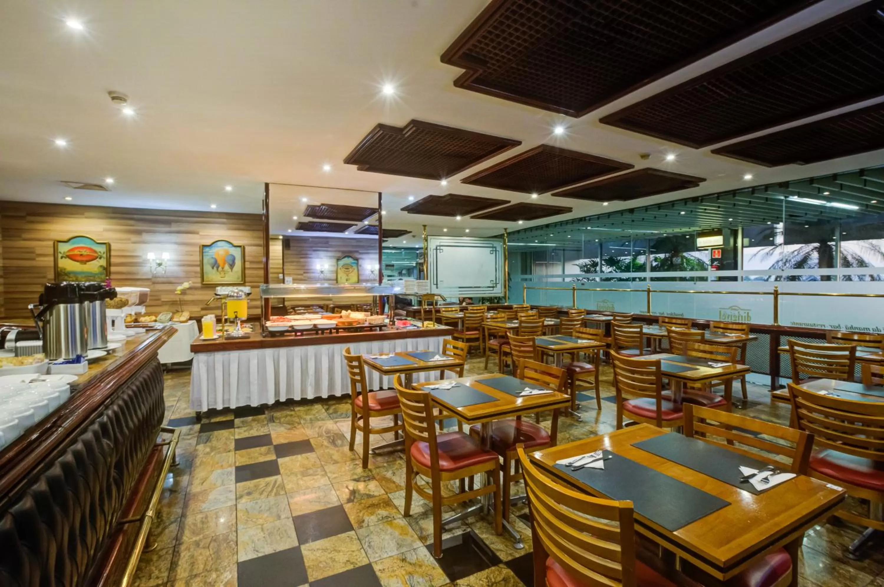 Restaurant/places to eat in Rio Aeroporto Hotel Galeão